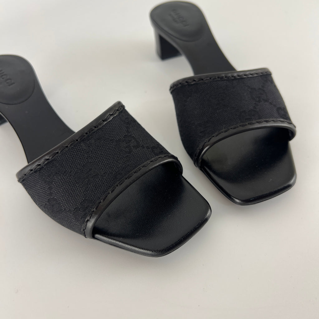 Gucci | Black Canvas GG Monogram Mid Heel Block Heels (35.5)