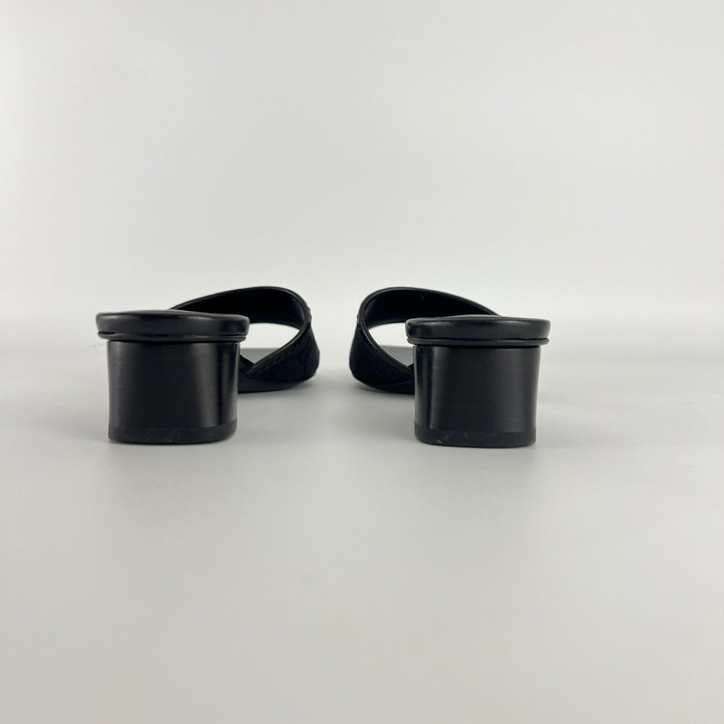 Gucci | Black Canvas GG Monogram Mid Heel Block Heels (35.5)