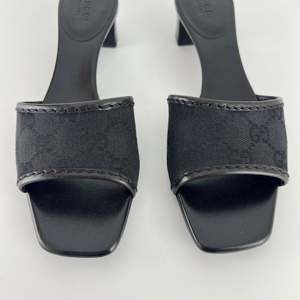 Gucci | Black Canvas GG Monogram Mid Heel Block Heels (35.5)