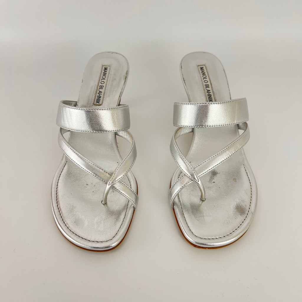 Manolo Blahnik | Susa 50 Metallic Silver Leather Thong Strappy Sandal Mules (35.5)