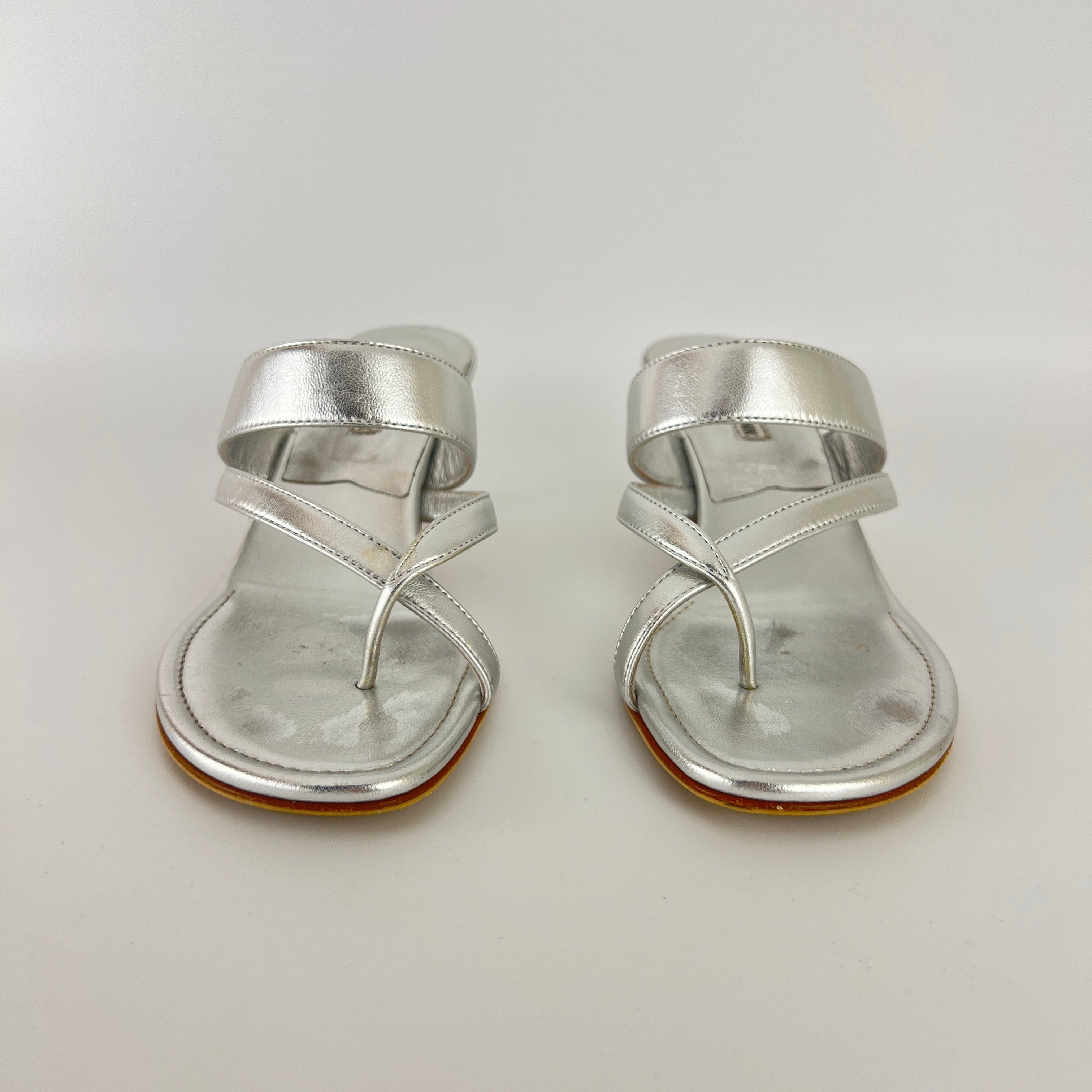 Manolo Blahnik | Susa 50 Metallic Silver Leather Thong Strappy Sandal Mules (35.5)
