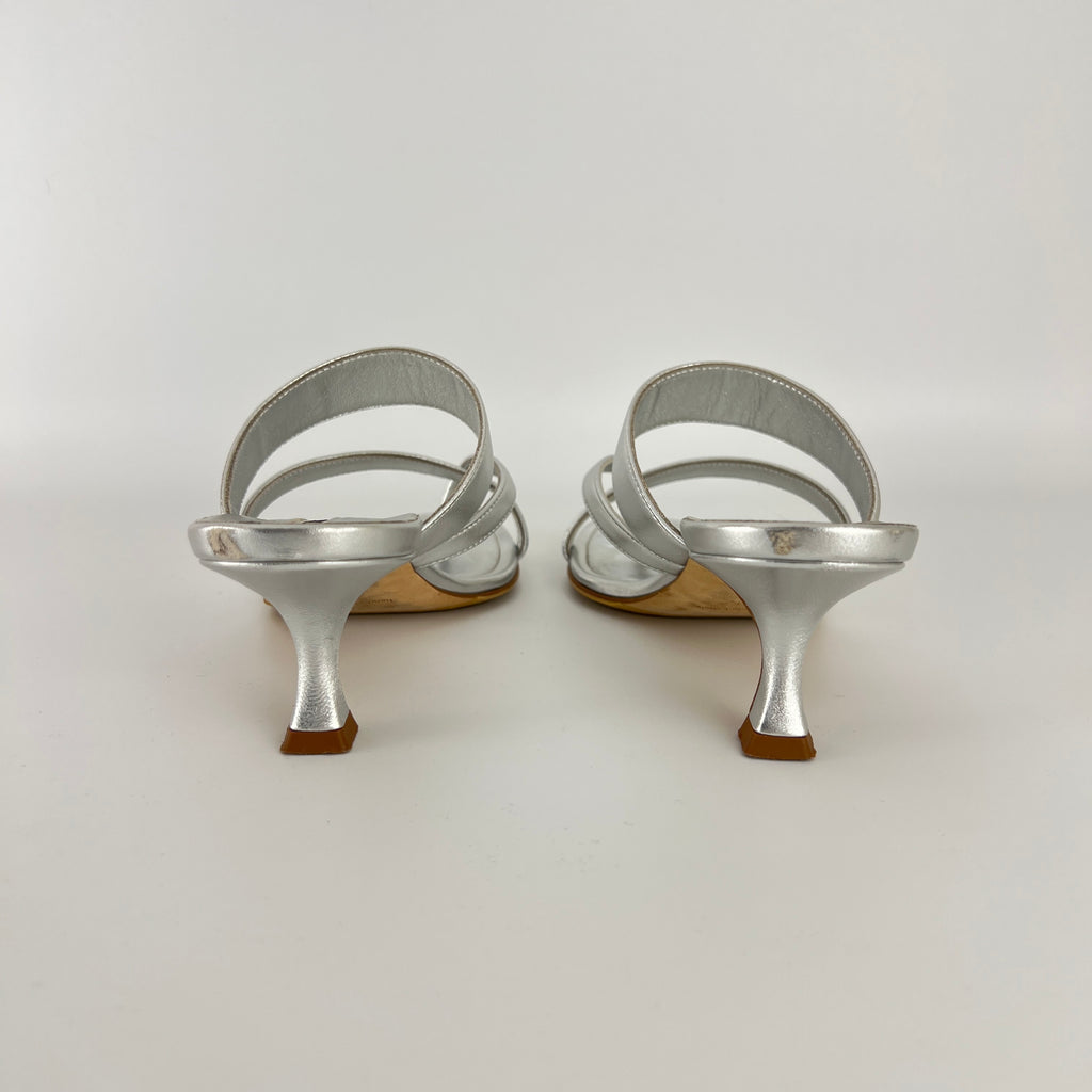 Manolo Blahnik | Susa 50 Metallic Silver Leather Thong Strappy Sandal Mules (35.5)