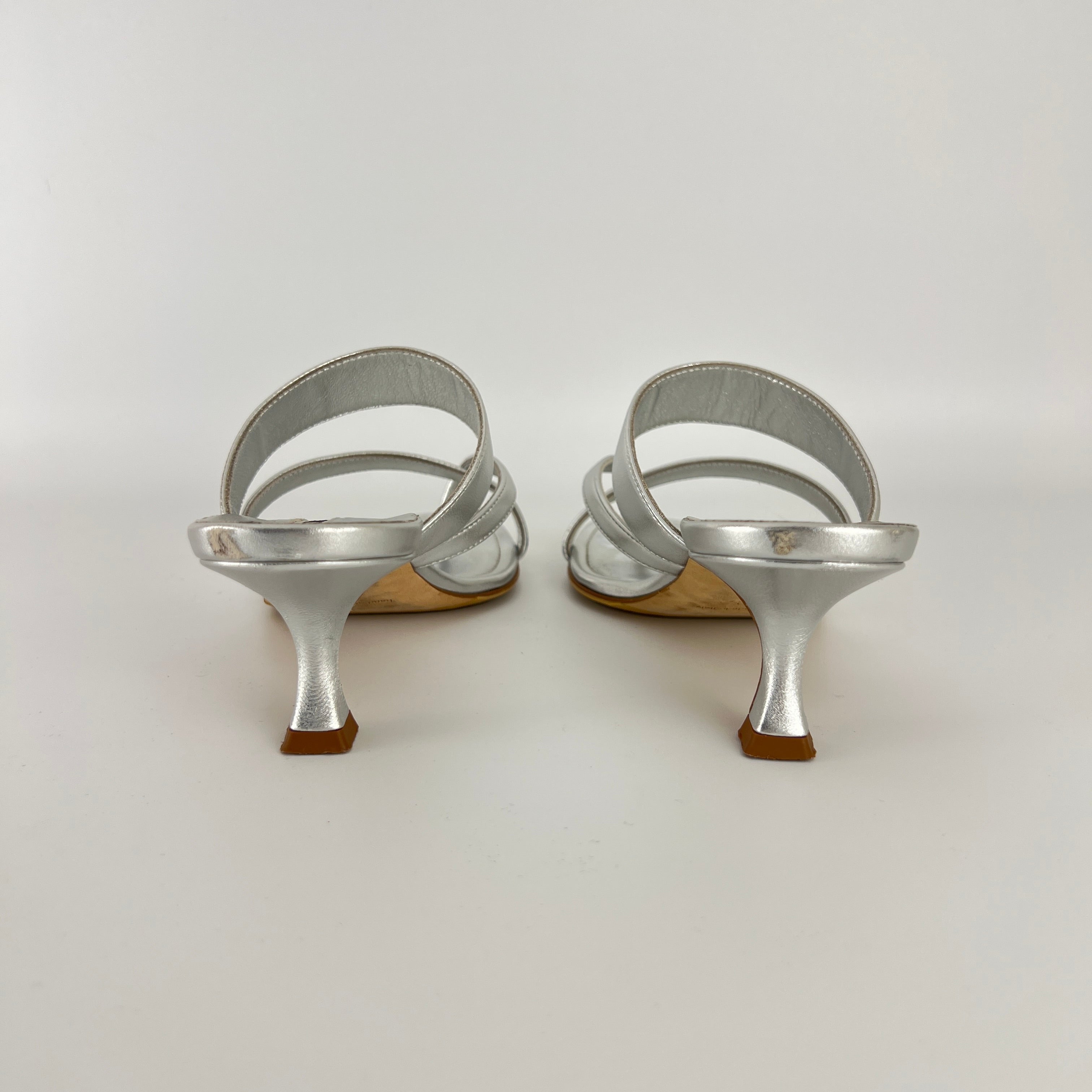 Manolo Blahnik | Susa 50 Metallic Silver Leather Thong Strappy Sandal Mules (35.5)