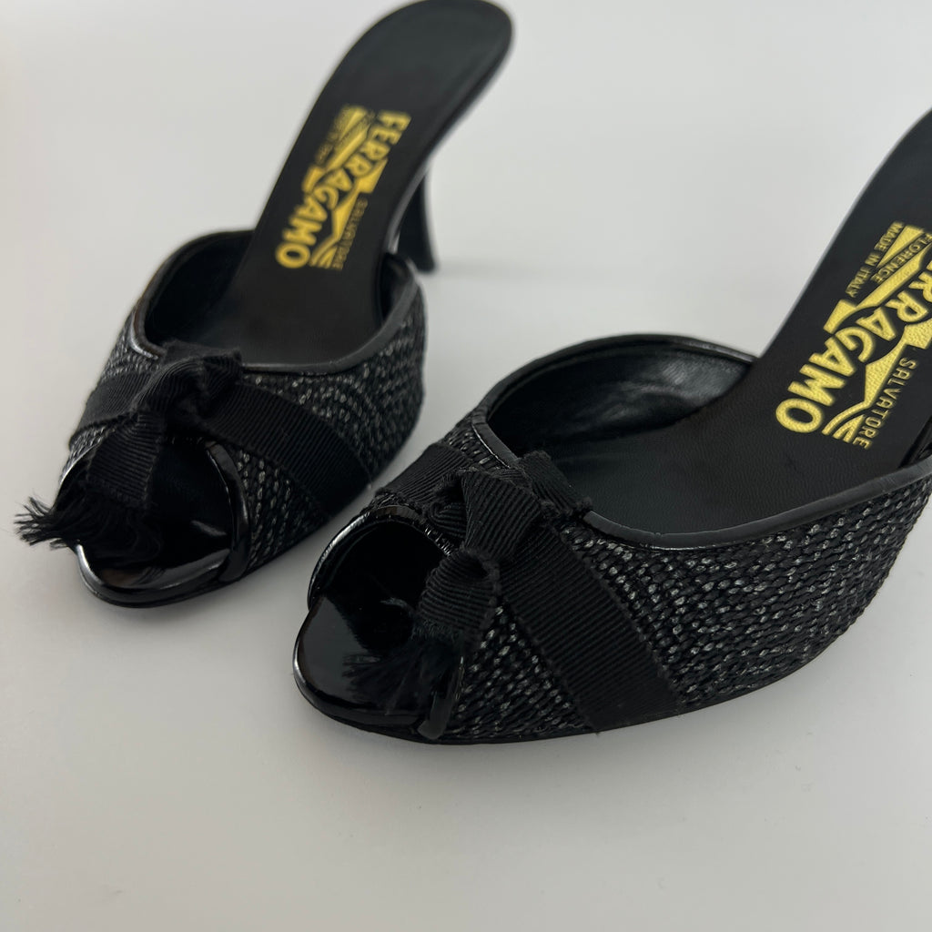 Ferragamo | Black Bow Ribbon Leather Stiletto Mules (5C , EU 35)