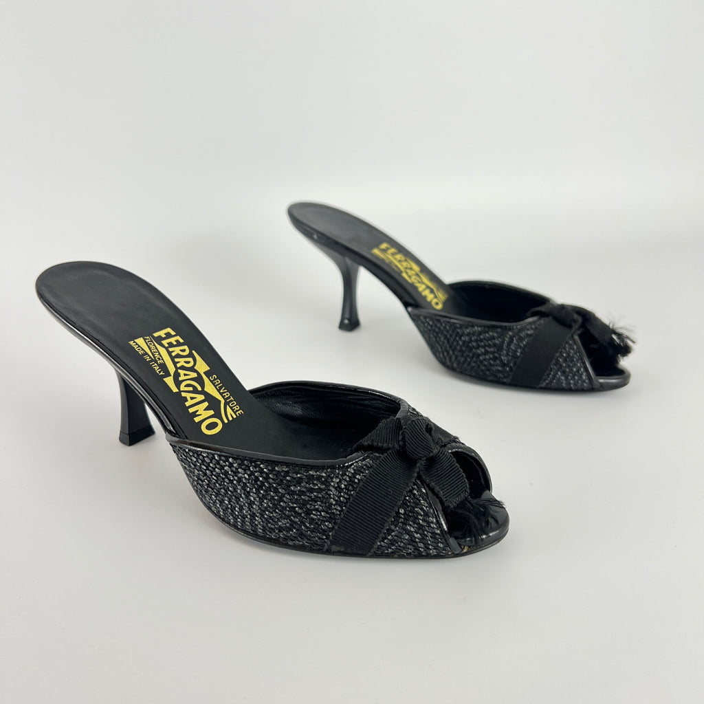 Ferragamo | Black Bow Ribbon Leather Stiletto Mules (5C , EU 35)
