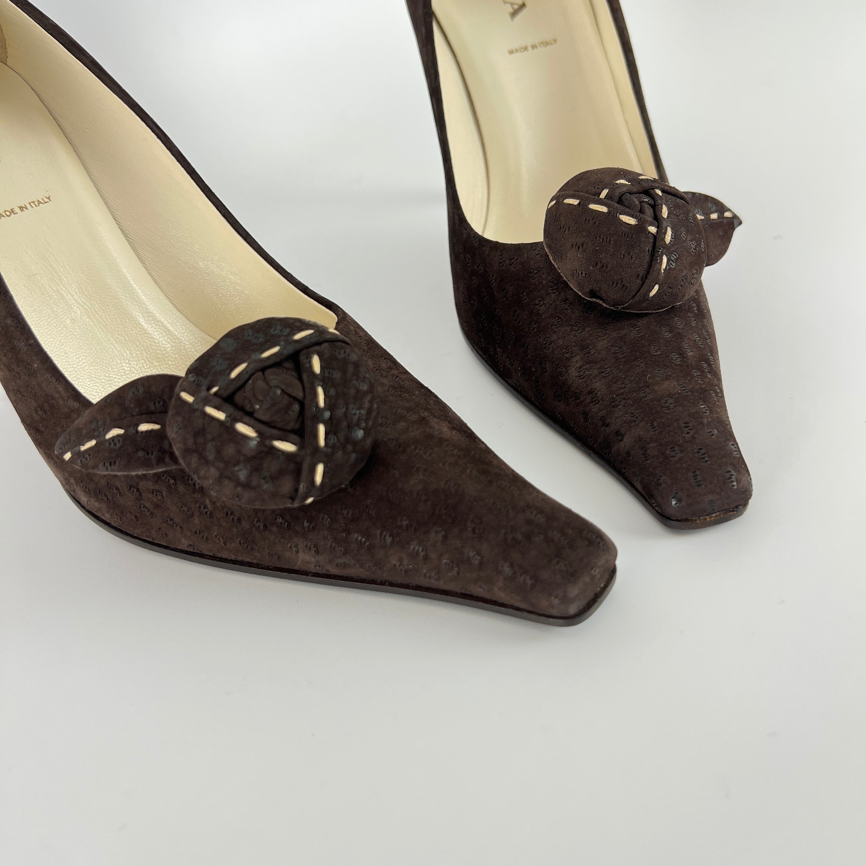 Prada | Vintage Brown Suede Leather Rose Detachable Pointed Toe Pumps (37)