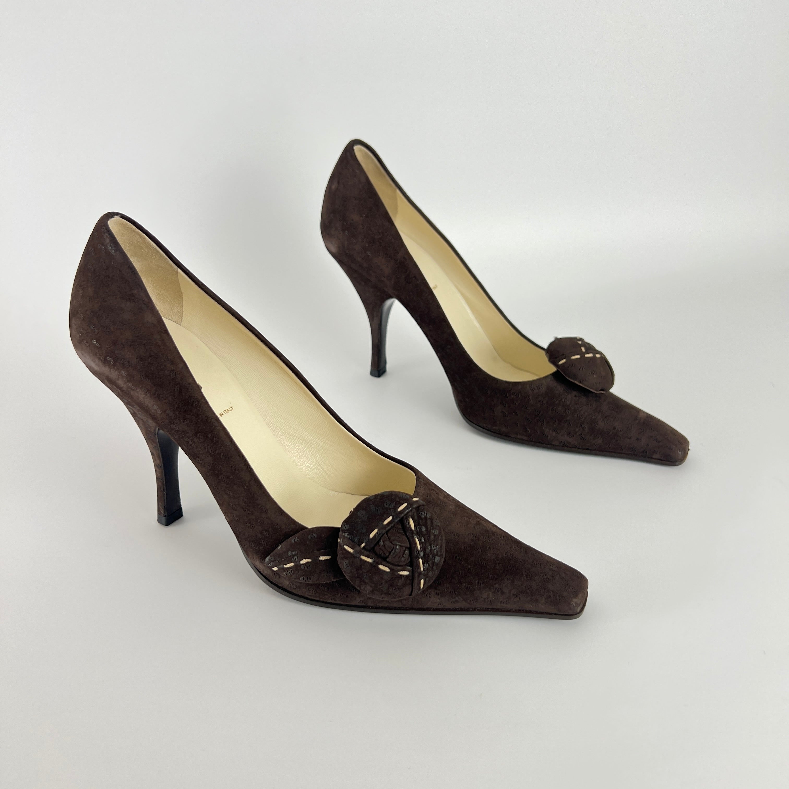 Prada | Vintage Brown Suede Leather Rose Detachable Pointed Toe Pumps (37)