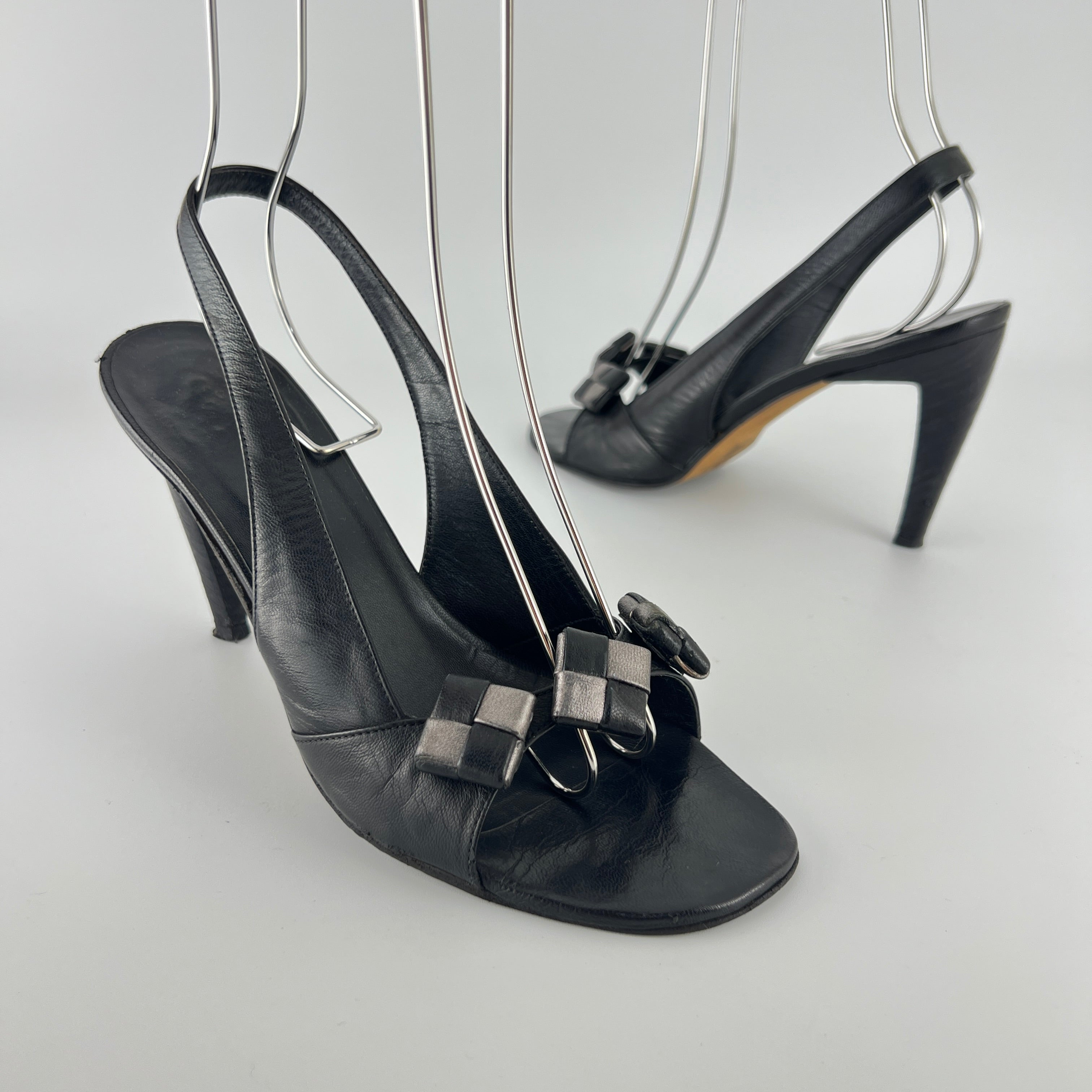 Bottega Veneta | Vintage Intrecciato Black White Leather Slingback Sandal Heels (36.5)