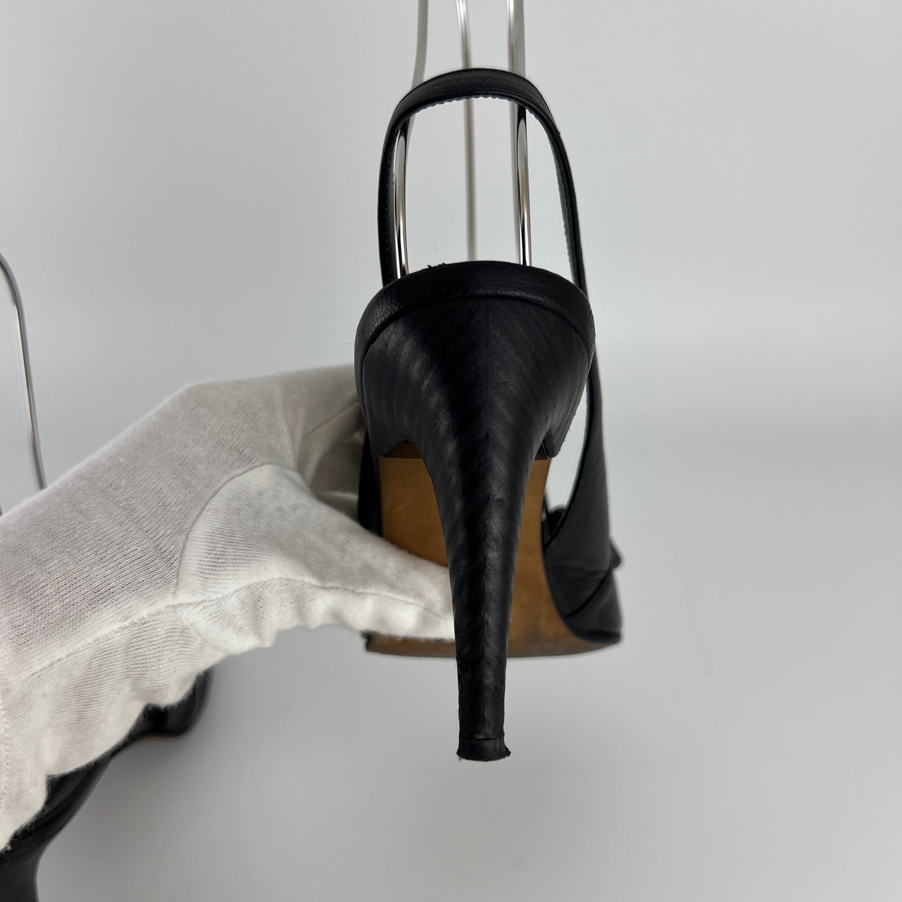 Bottega Veneta | Vintage Intrecciato Black White Leather Slingback Sandal Heels (36.5)