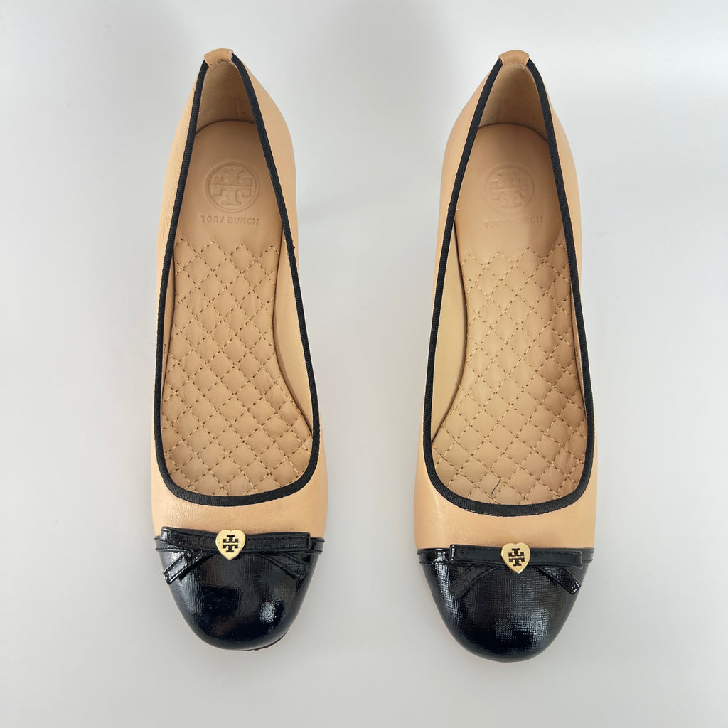 Tory Burch | Nude Leather Bow Black Round Toe Kitten Heel Ballet Pumps (7.5)