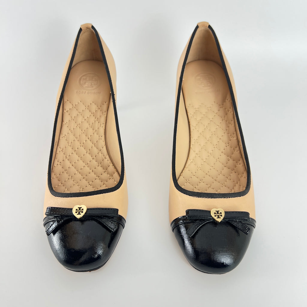 Tory Burch | Nude Leather Bow Black Round Toe Kitten Heel Ballet Pumps (7.5)