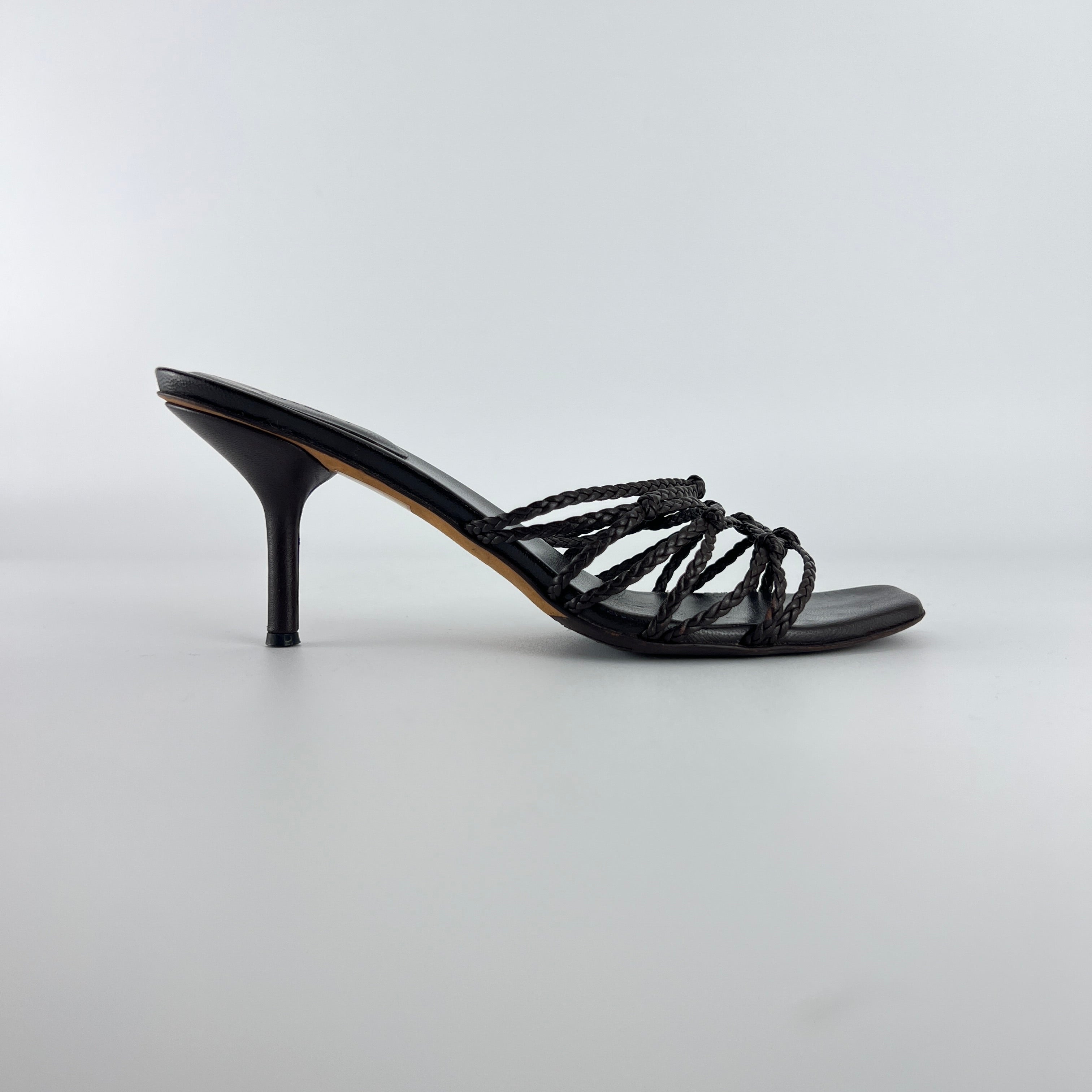 Gucci | Tom Ford Era Brown Leather Braided Knot Strappy Mules (35)