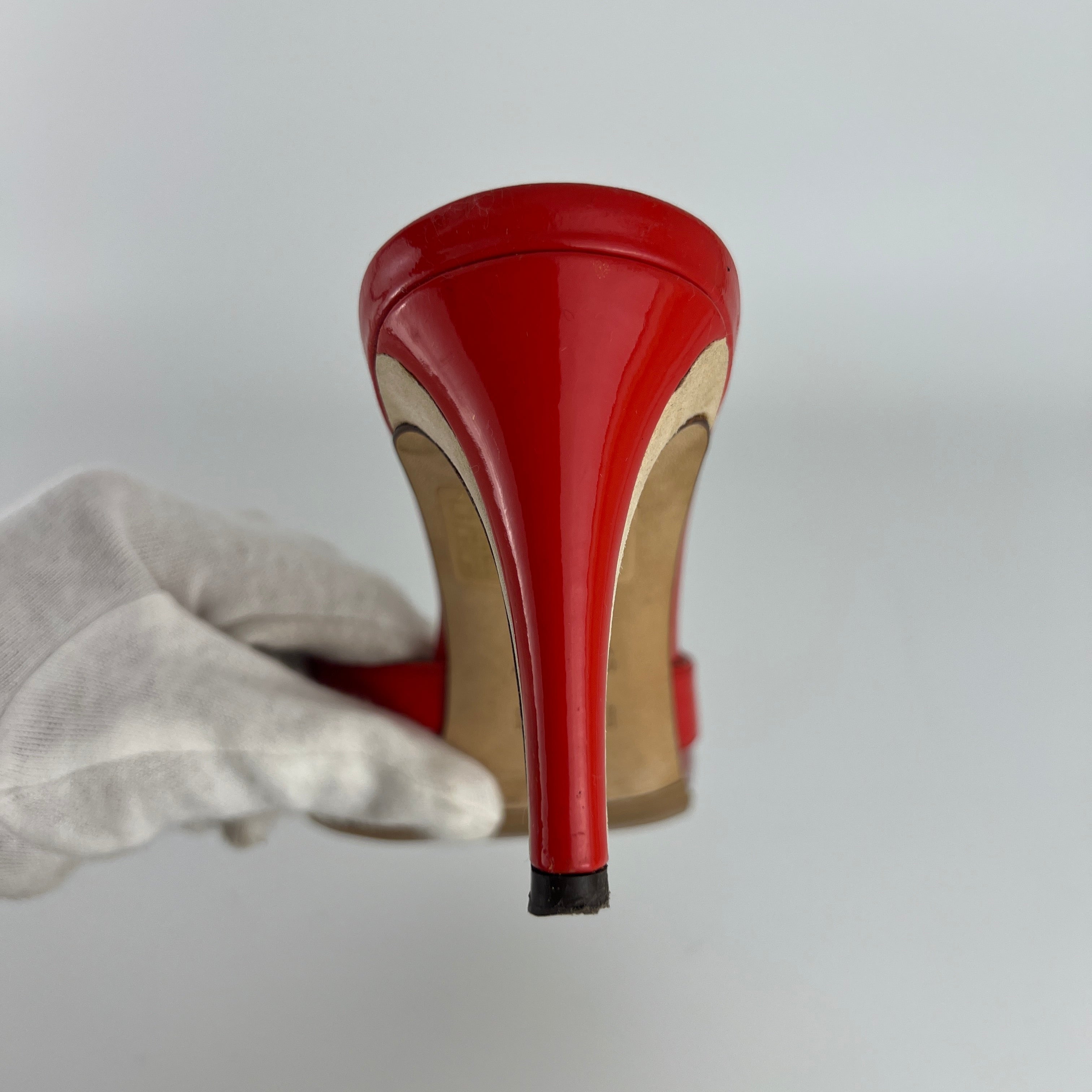 Fendi | Red Patent Leather Clear PVC Ribbon Bow Slide Mules (36.5)