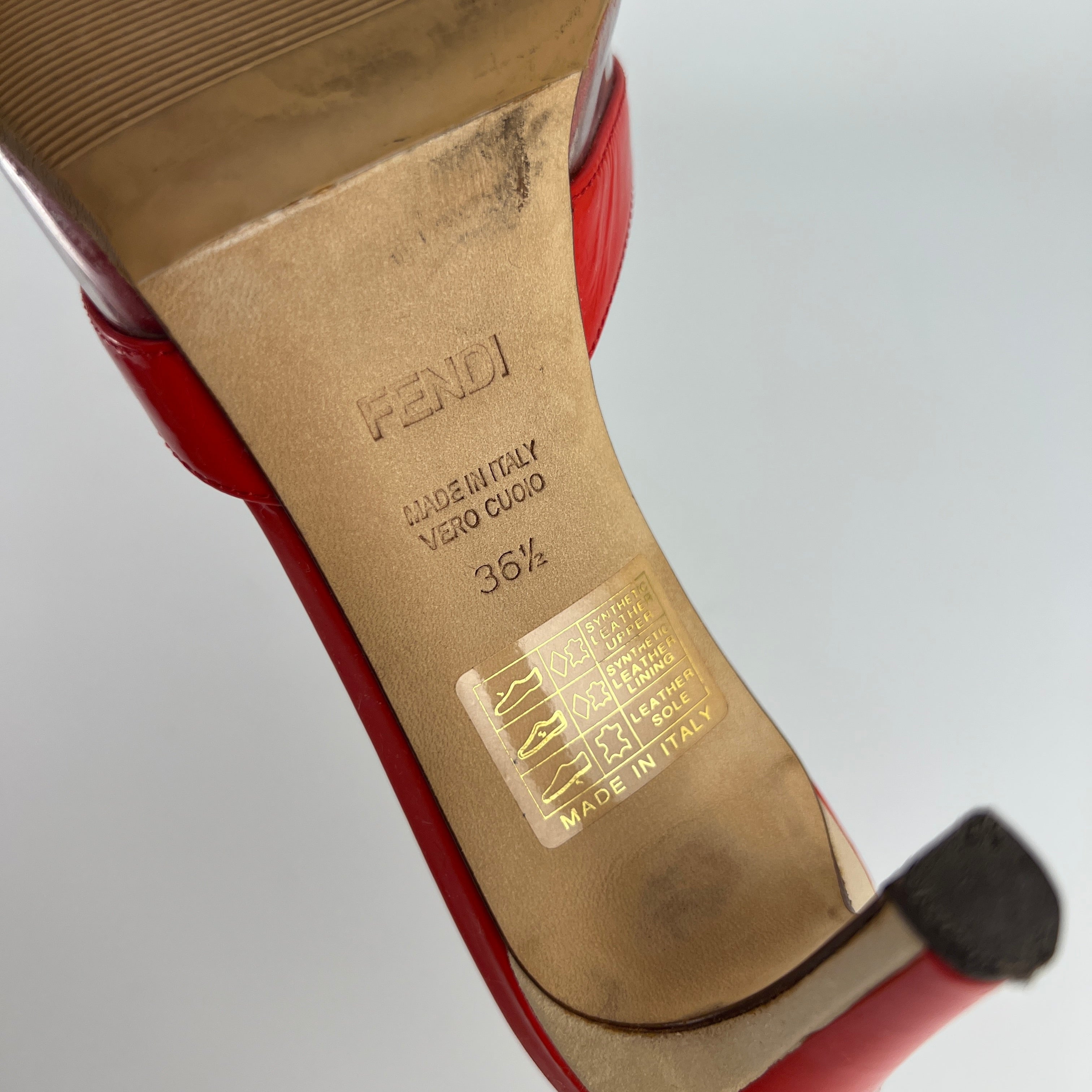 Fendi | Red Patent Leather Clear PVC Ribbon Bow Slide Mules (36.5)