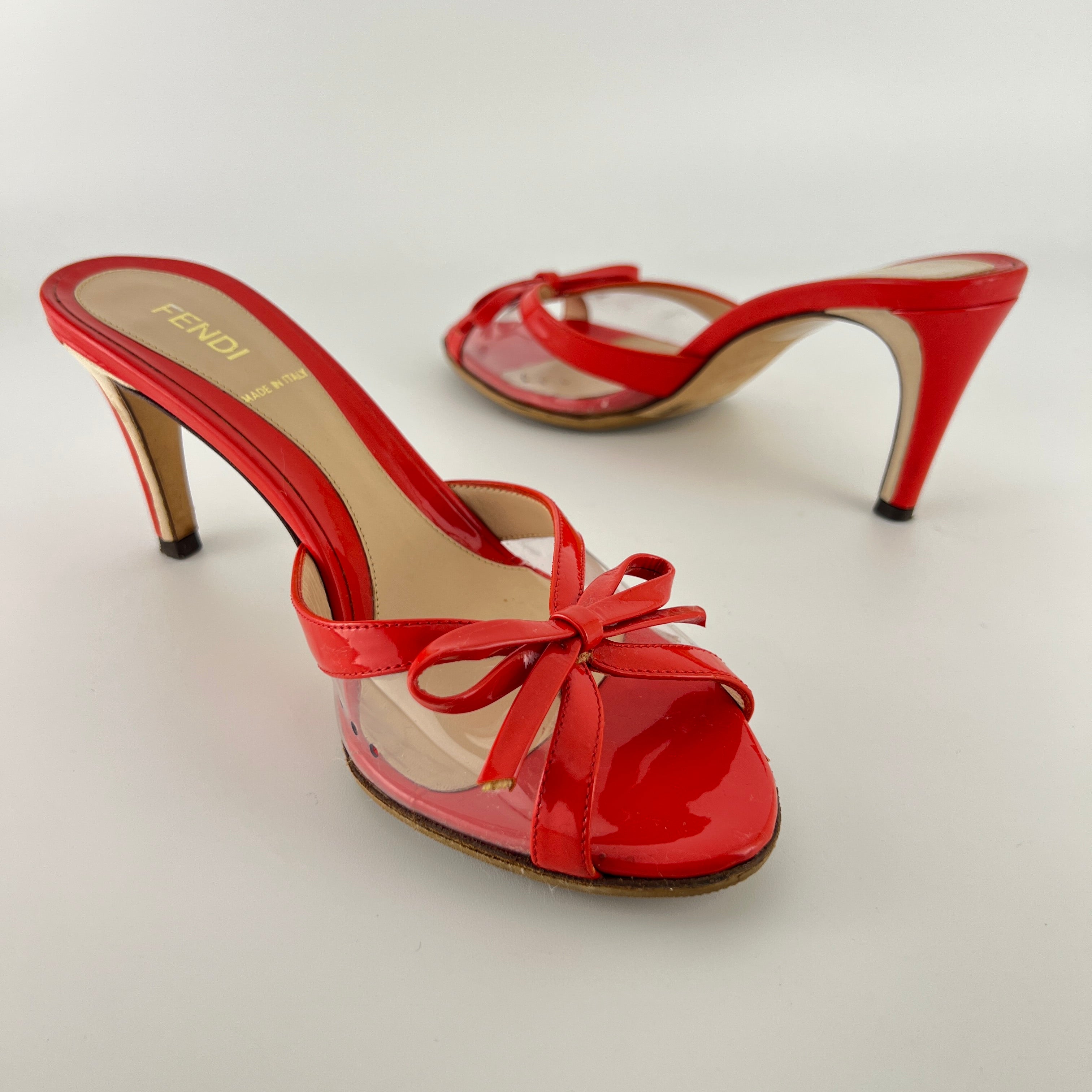 Fendi | Red Patent Leather Clear PVC Ribbon Bow Slide Mules (36.5)