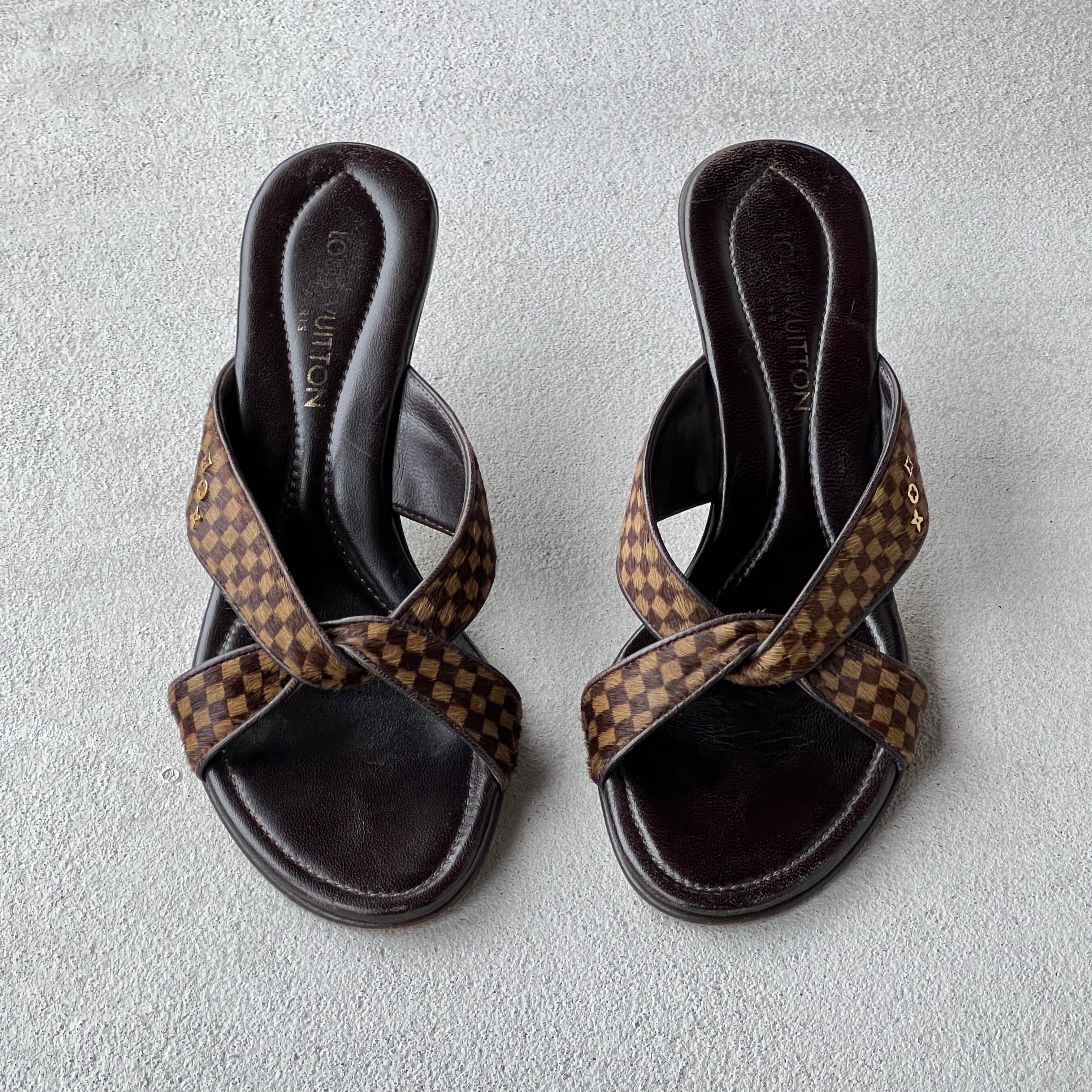 Louis Vuitton | Damier Calf Hair Knot Strap Mid Heel Slide Mules (34.5)