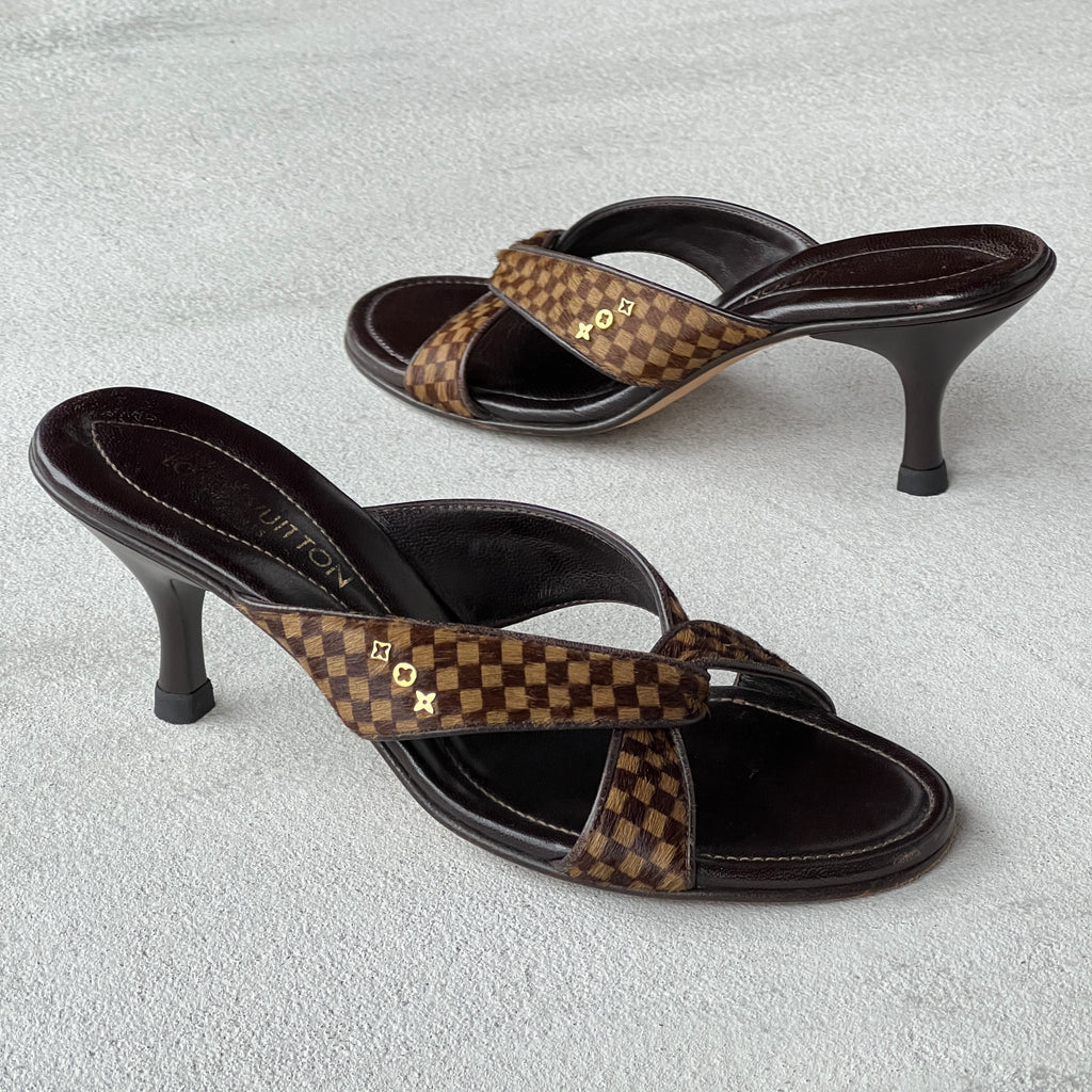 Louis Vuitton | Damier Calf Hair Knot Strap Mid Heel Slide Mules (34.5)