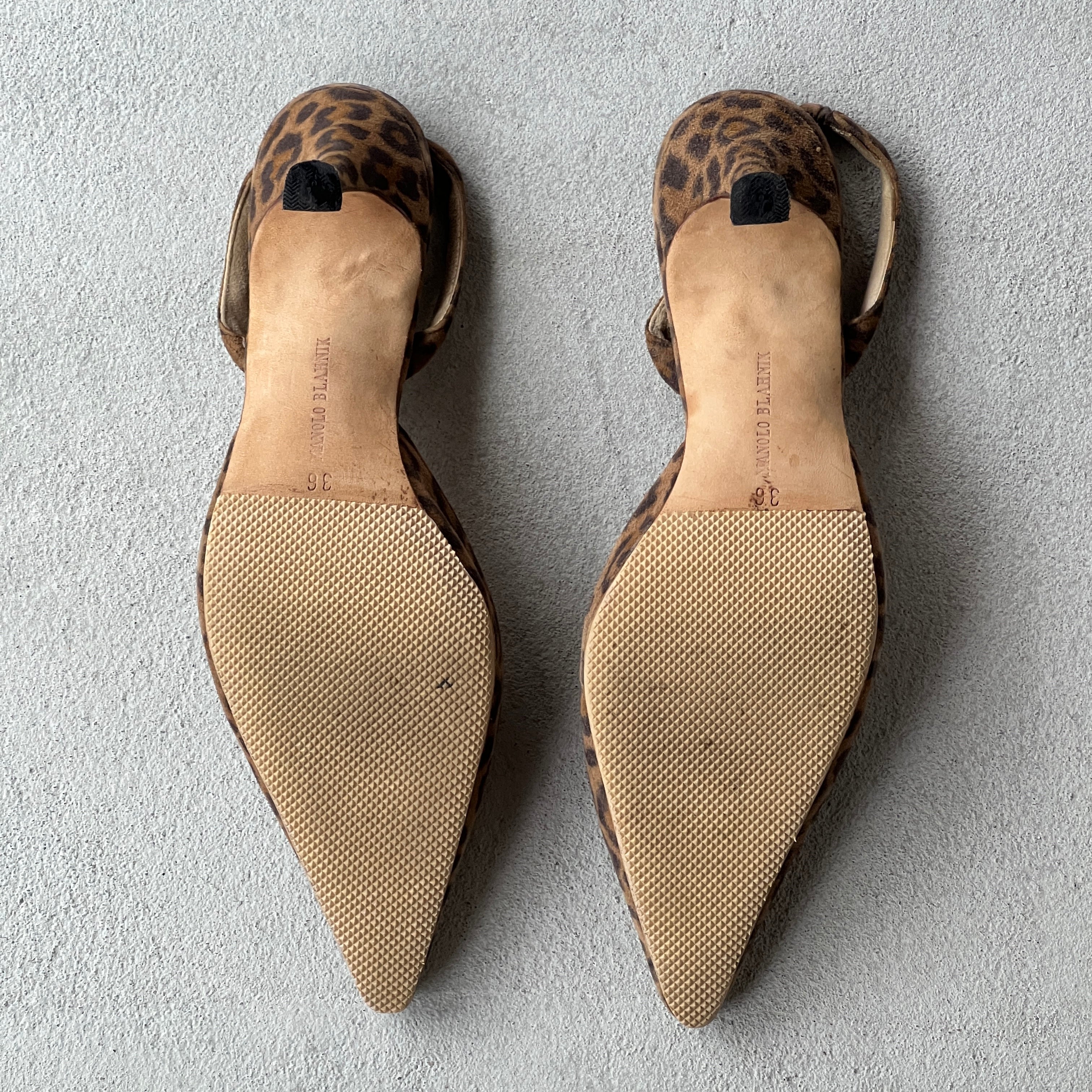 Manolo Blahnik | Carolyne Leopard Suede Leather Pointed Toe Slingback Heels (36)