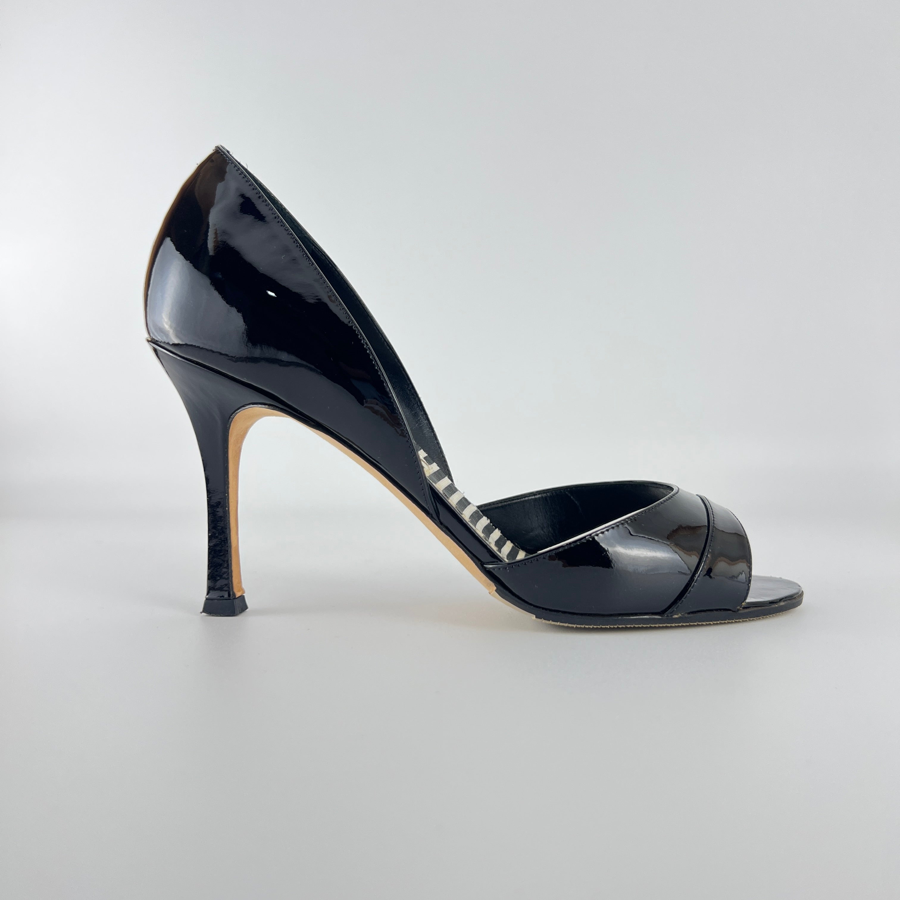 Manolo Blahnik | Canti Black Patent Leather Striped PVC D'Orsay Pump (36.5)