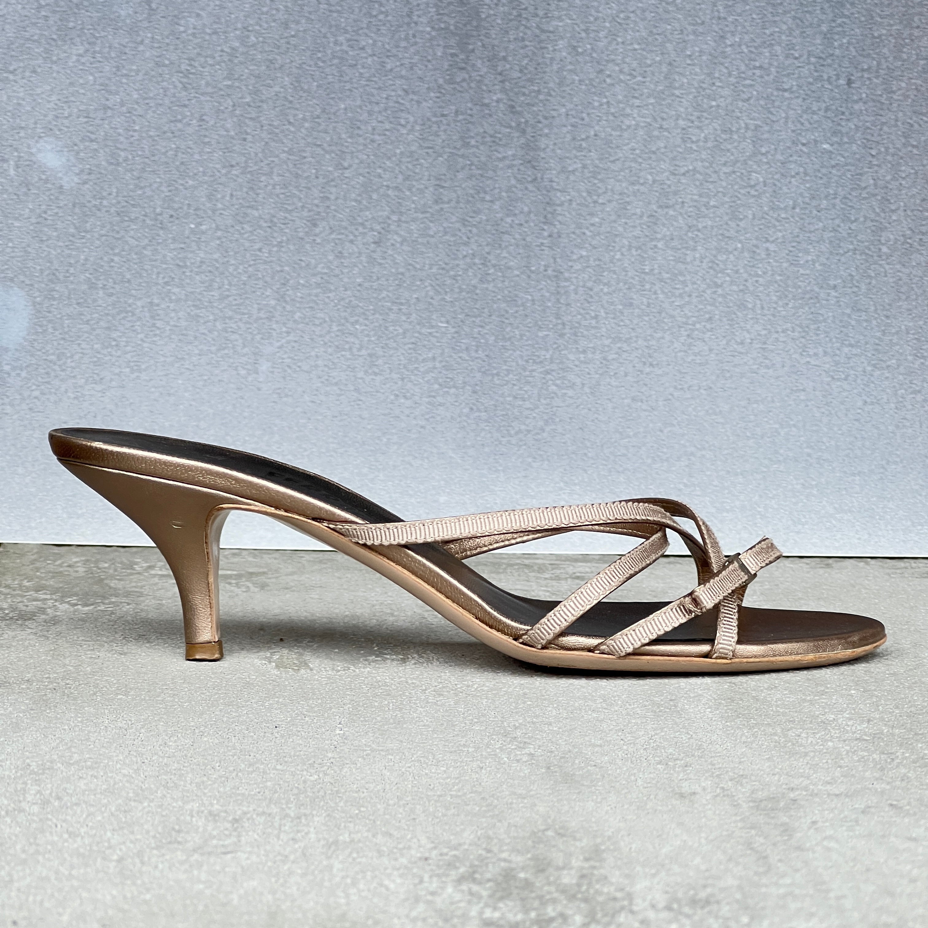 Ferragamo | Silver Ribbon Bow Strappy Slide Mules (7, 37)