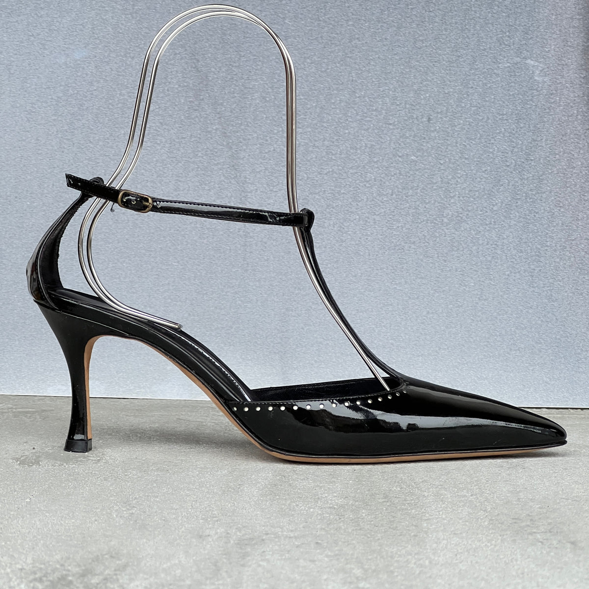Manolo Blahnik | Black Patent Leather T-Strap Pointed Toe Pump (39)
