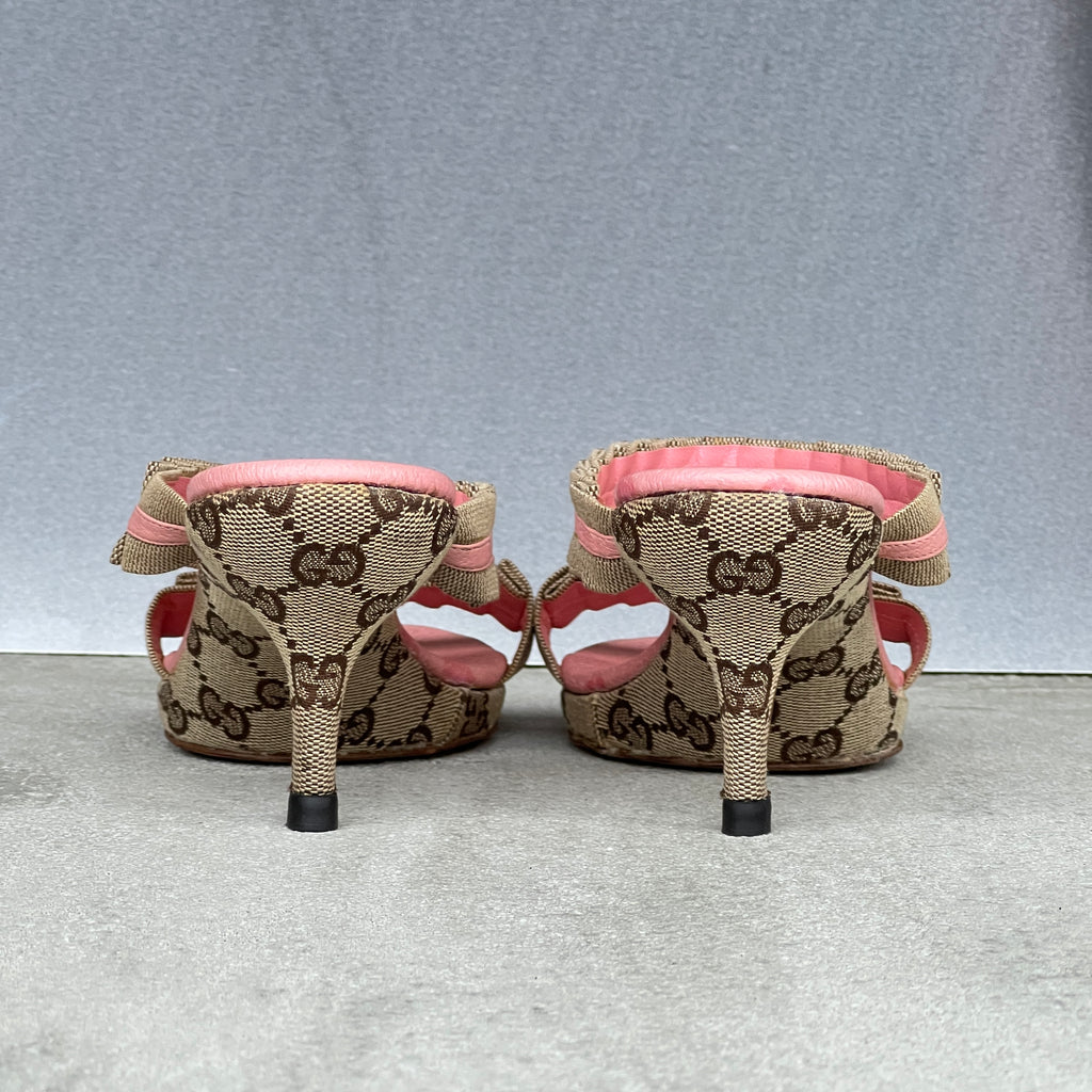 Gucci | Vintage 2000s Pink GG Monogram Ruffle Strappy Mules (35.5)