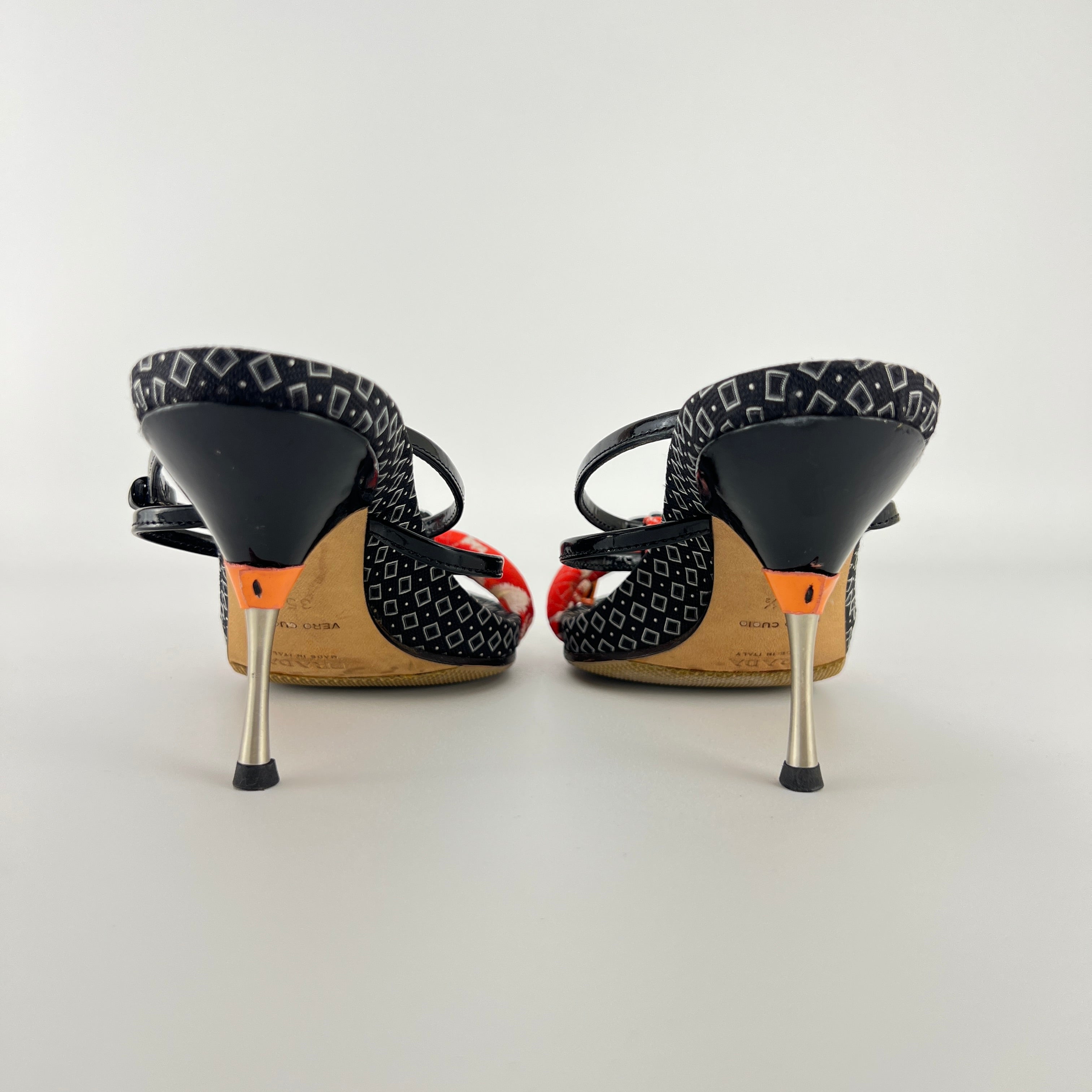 Prada | S/S 2003 Archival Vintage Kimono Red Black Leather Sandal Heels Rare (35.5)