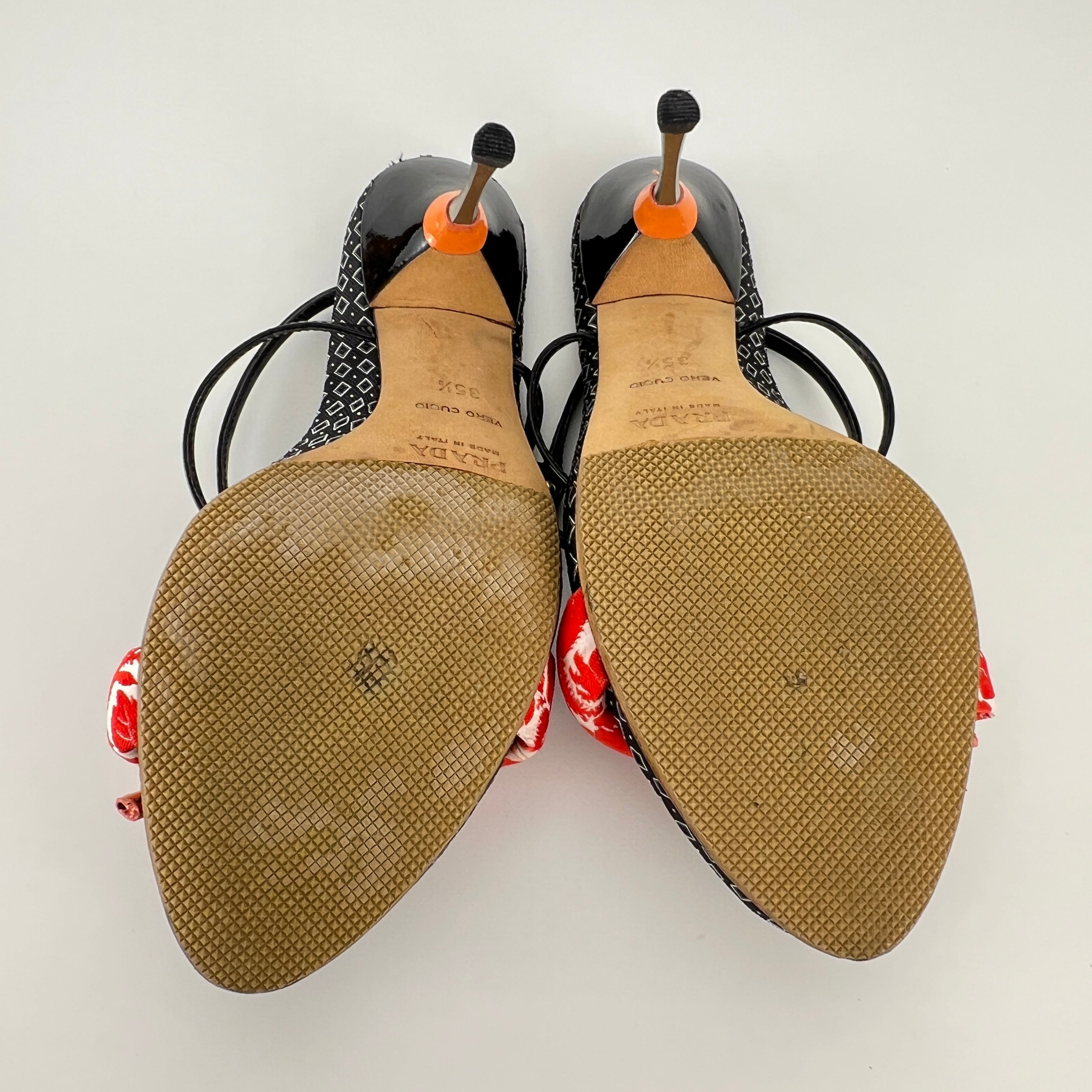 Prada | S/S 2003 Archival Vintage Kimono Red Black Leather Sandal Heels Rare (35.5)
