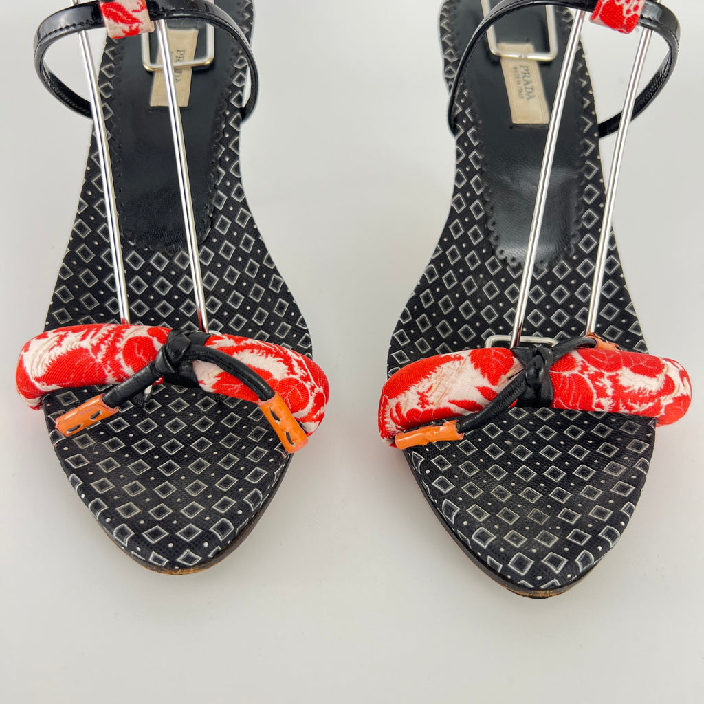 Prada | S/S 2003 Archival Vintage Kimono Red Black Leather Sandal Heels Rare (35.5)