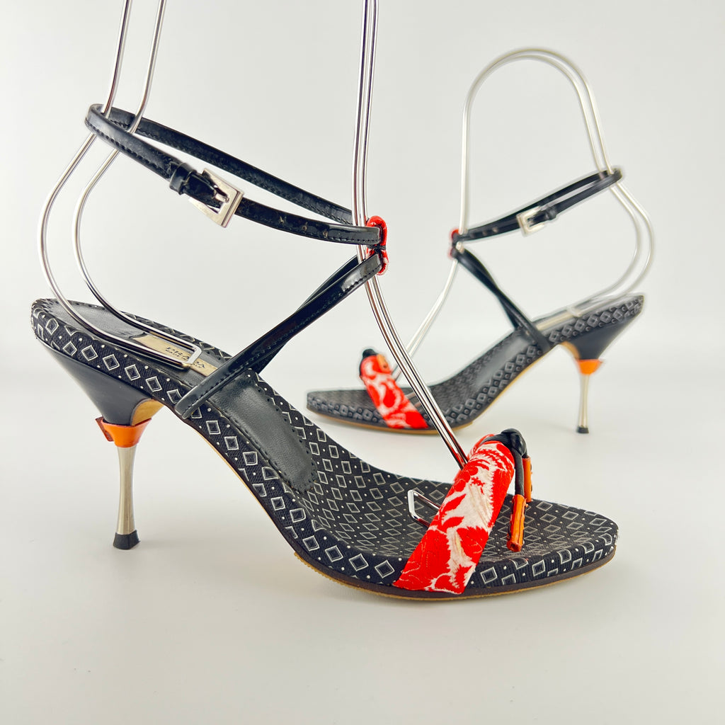 Prada | S/S 2003 Archival Vintage Kimono Red Black Leather Sandal Heels Rare (35.5)