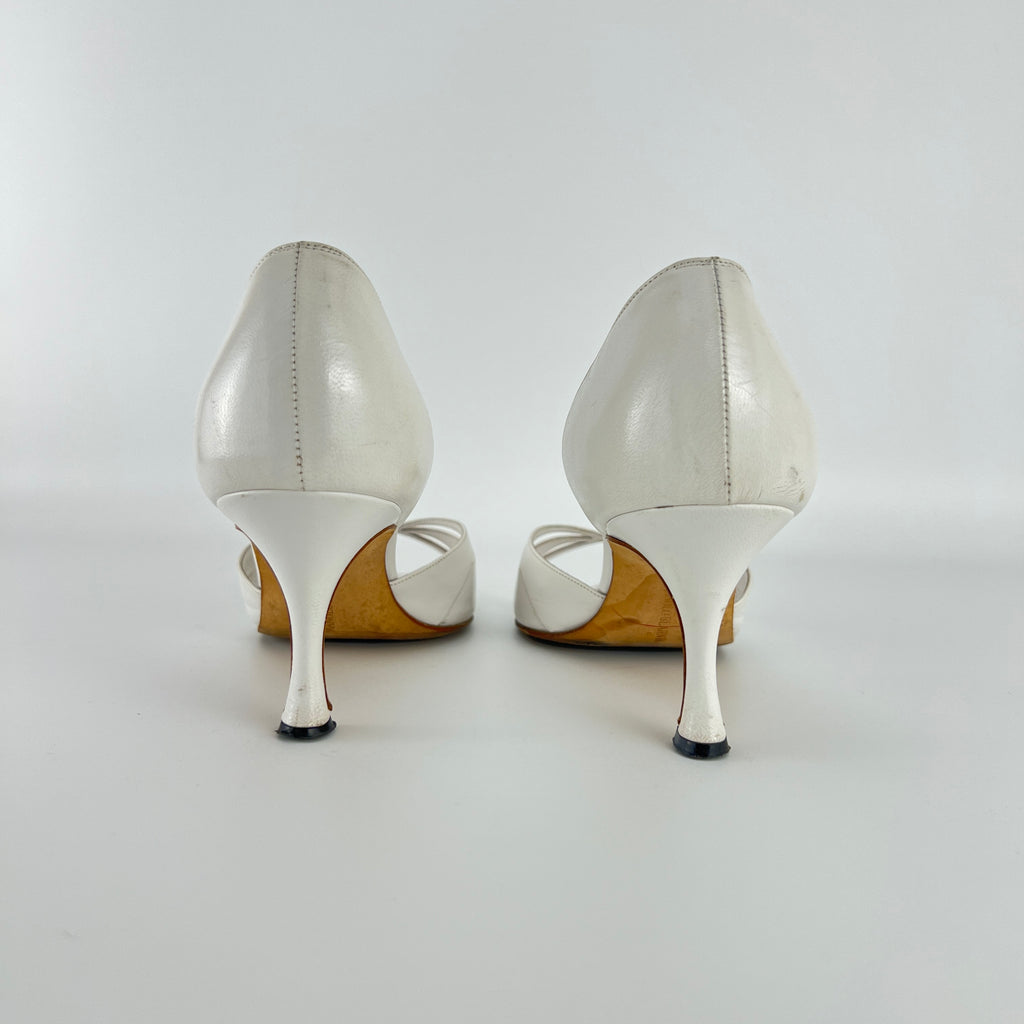 Manolo Blahnik | Butterflop White Leather D'Orsay Bridal Sandal Pumps (35.5)