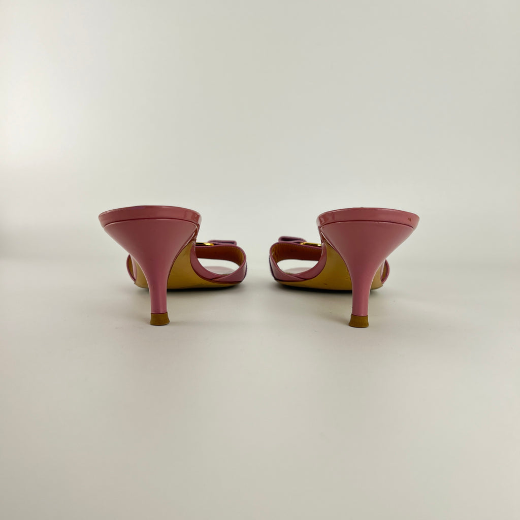 Ferragamo | Vara Bow Pink Patent Leather Gold Sandal Mules (9 , 39)