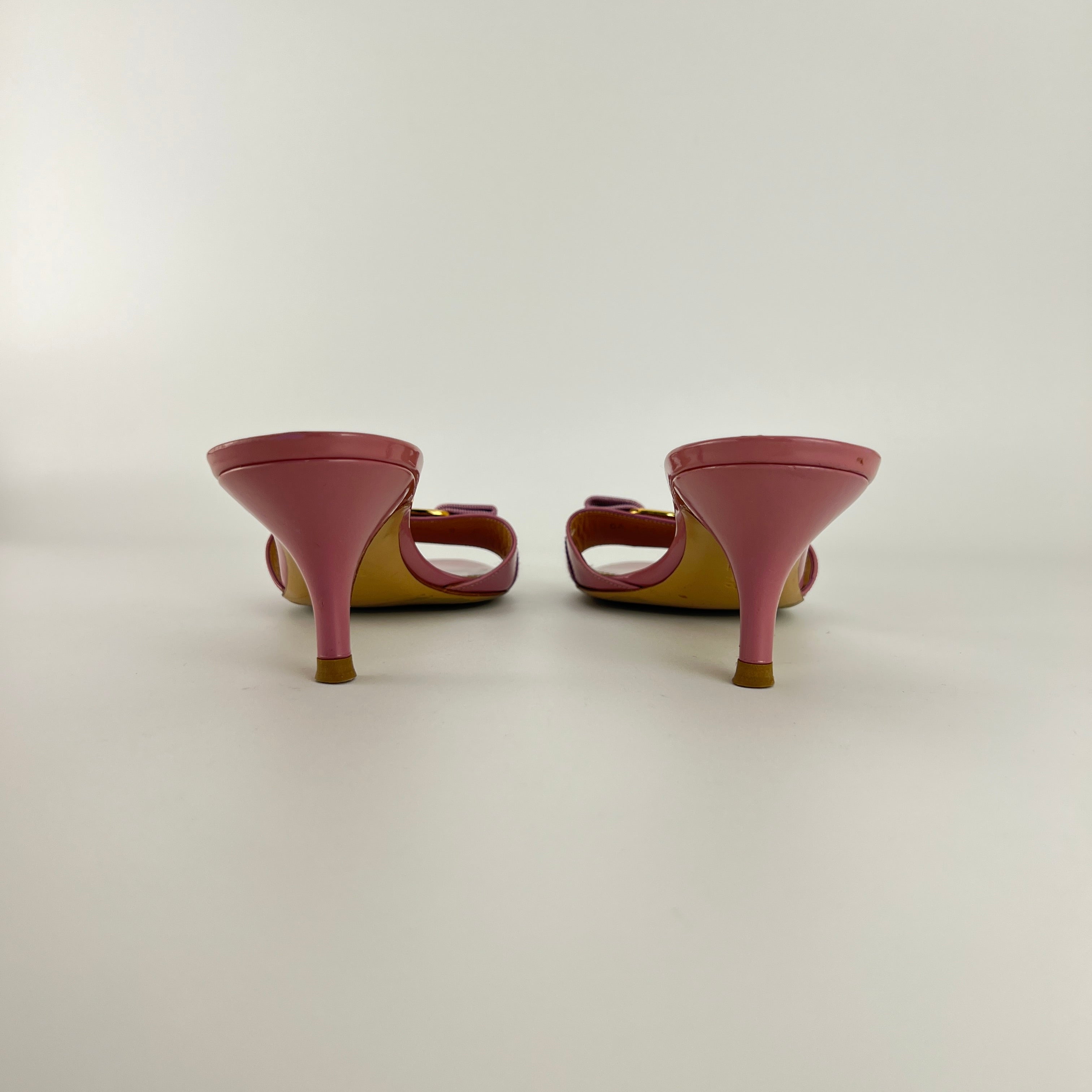 Ferragamo | Vara Bow Pink Patent Leather Gold Sandal Mules (9 , 39)