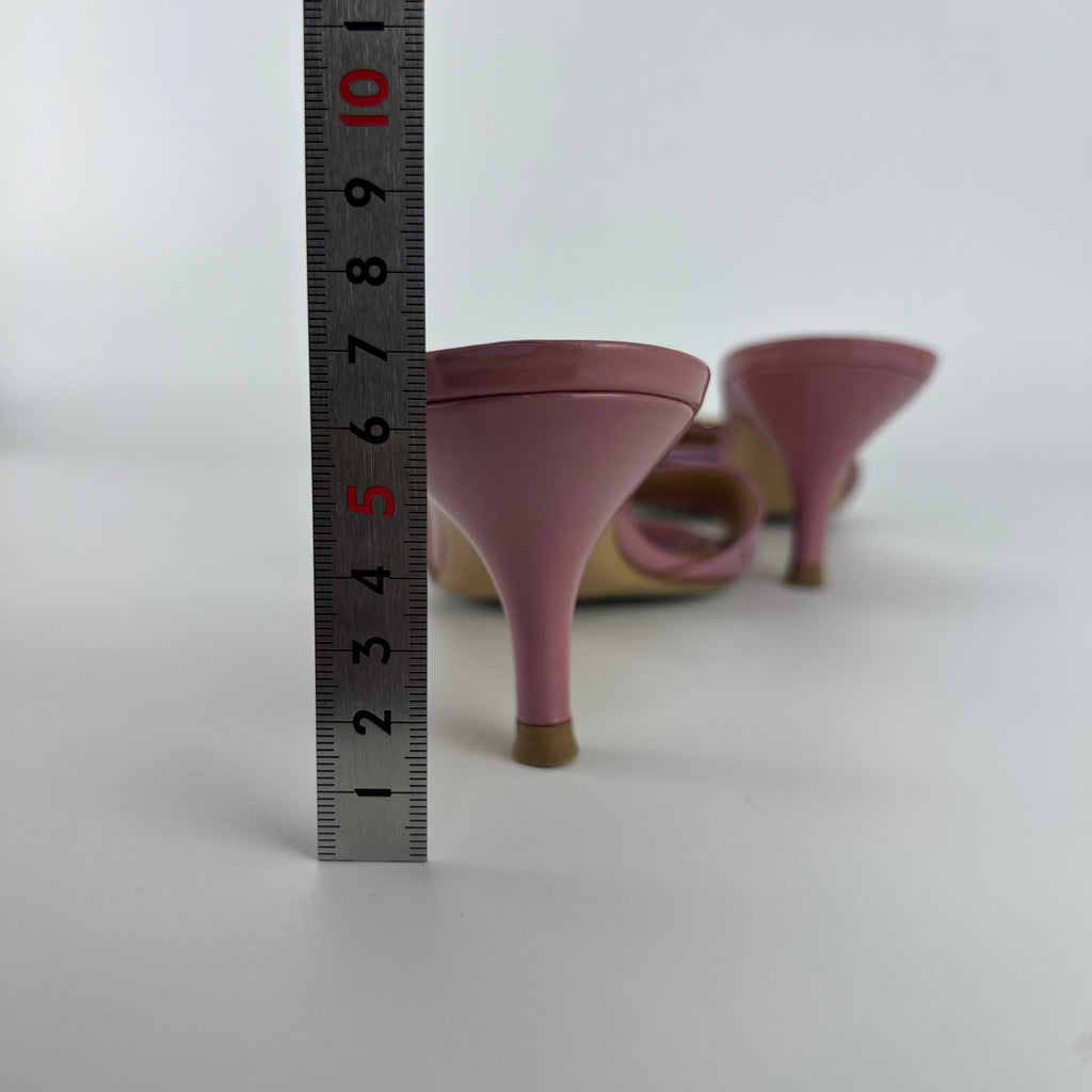 Ferragamo | Vara Bow Pink Patent Leather Gold Sandal Mules (9 , 39)