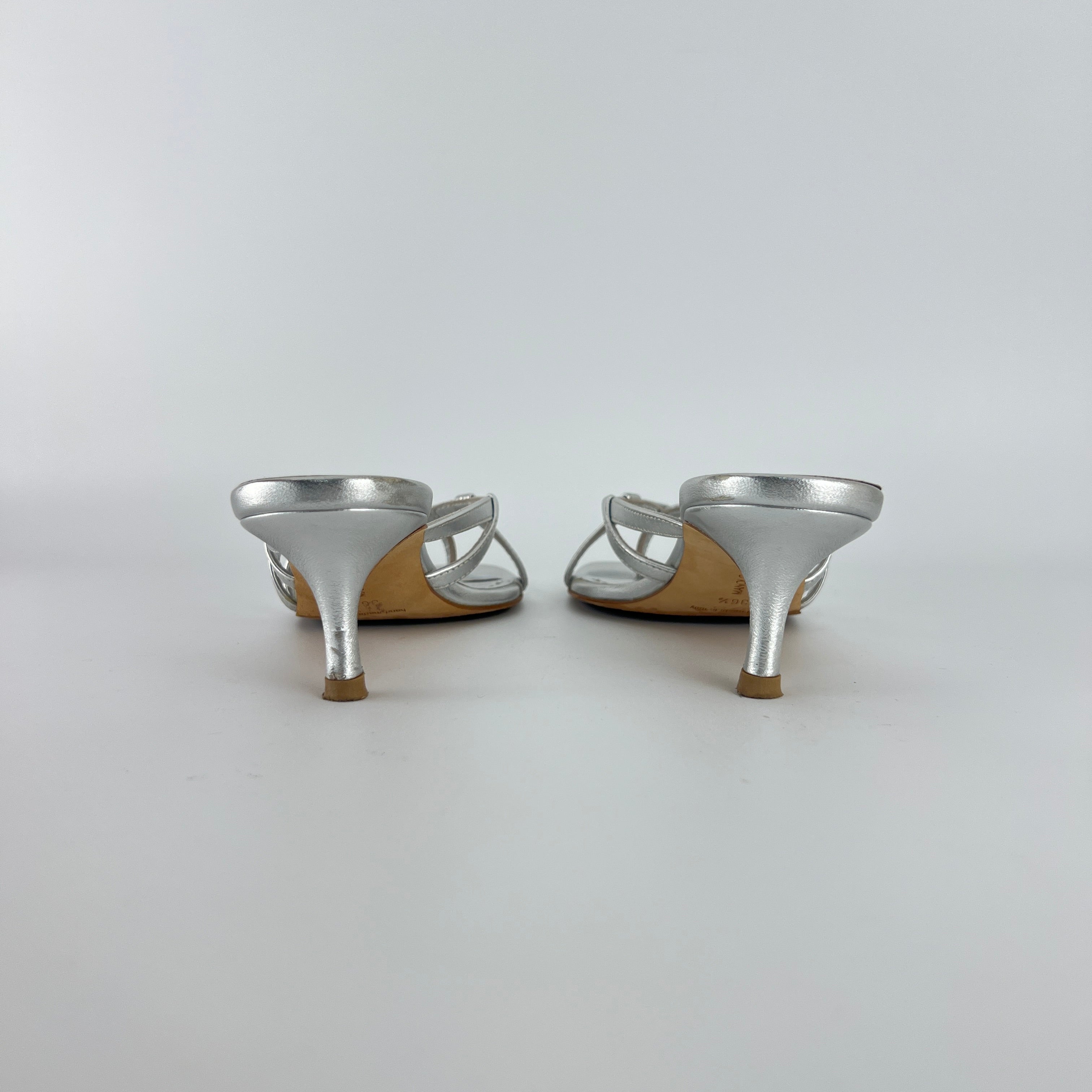 Manolo Blahnik | Solimaso Metallic Silver Leather Thong Strappy Kitten Heels (36.5)
