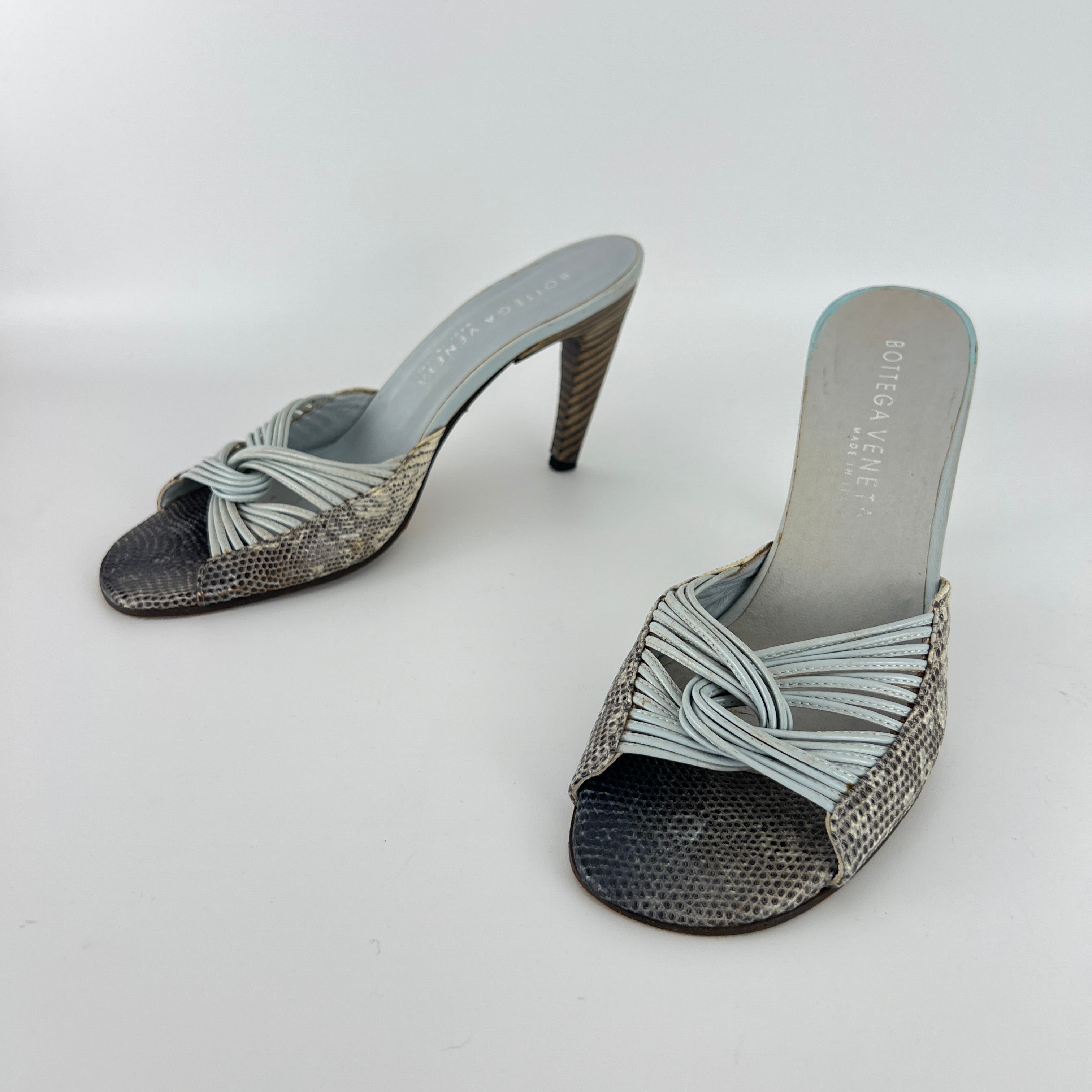 Bottega Veneta | Blue Exotic Leather Strappy Knot Twist Slide Mules (36)
