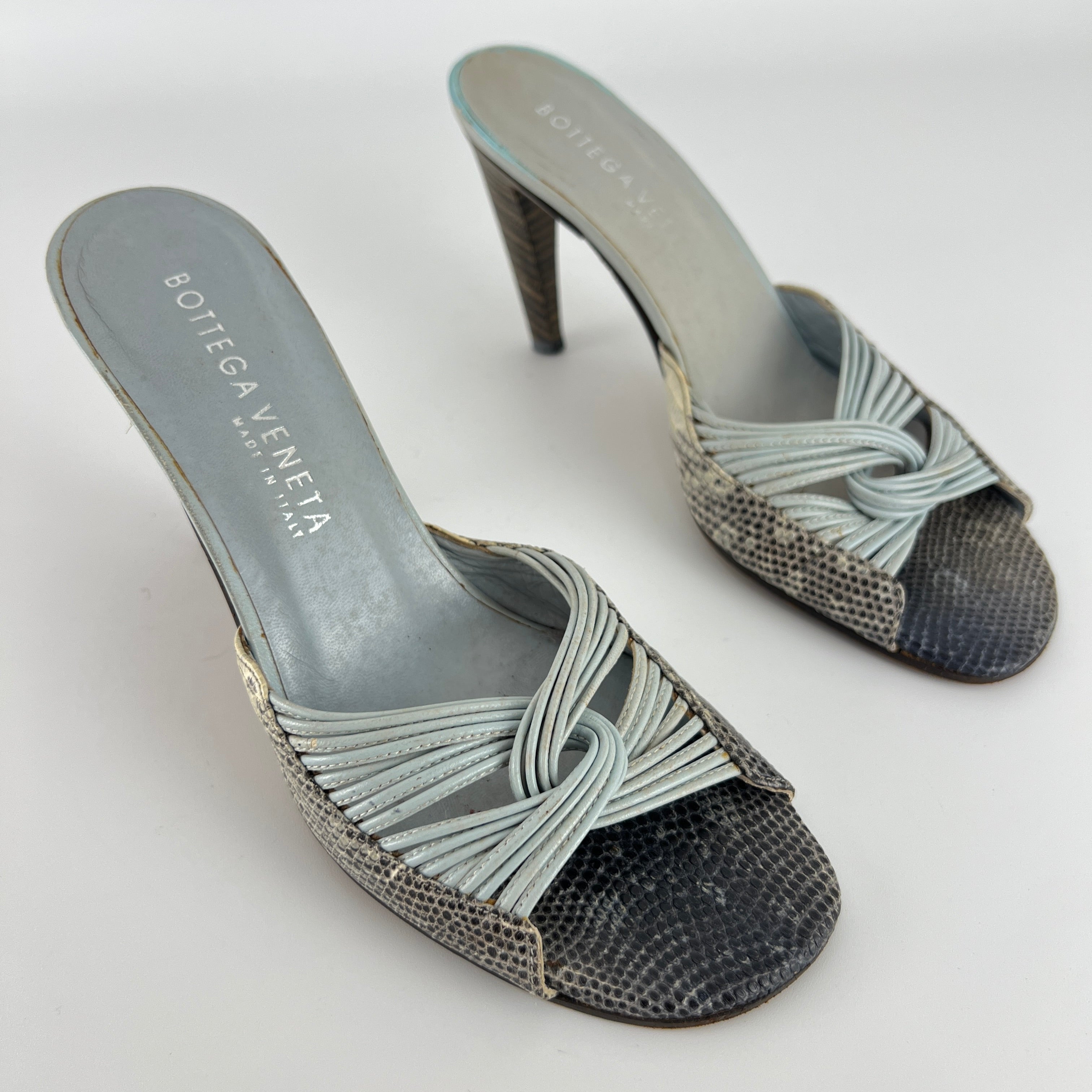 Bottega Veneta | Blue Exotic Leather Strappy Knot Twist Slide Mules (36)