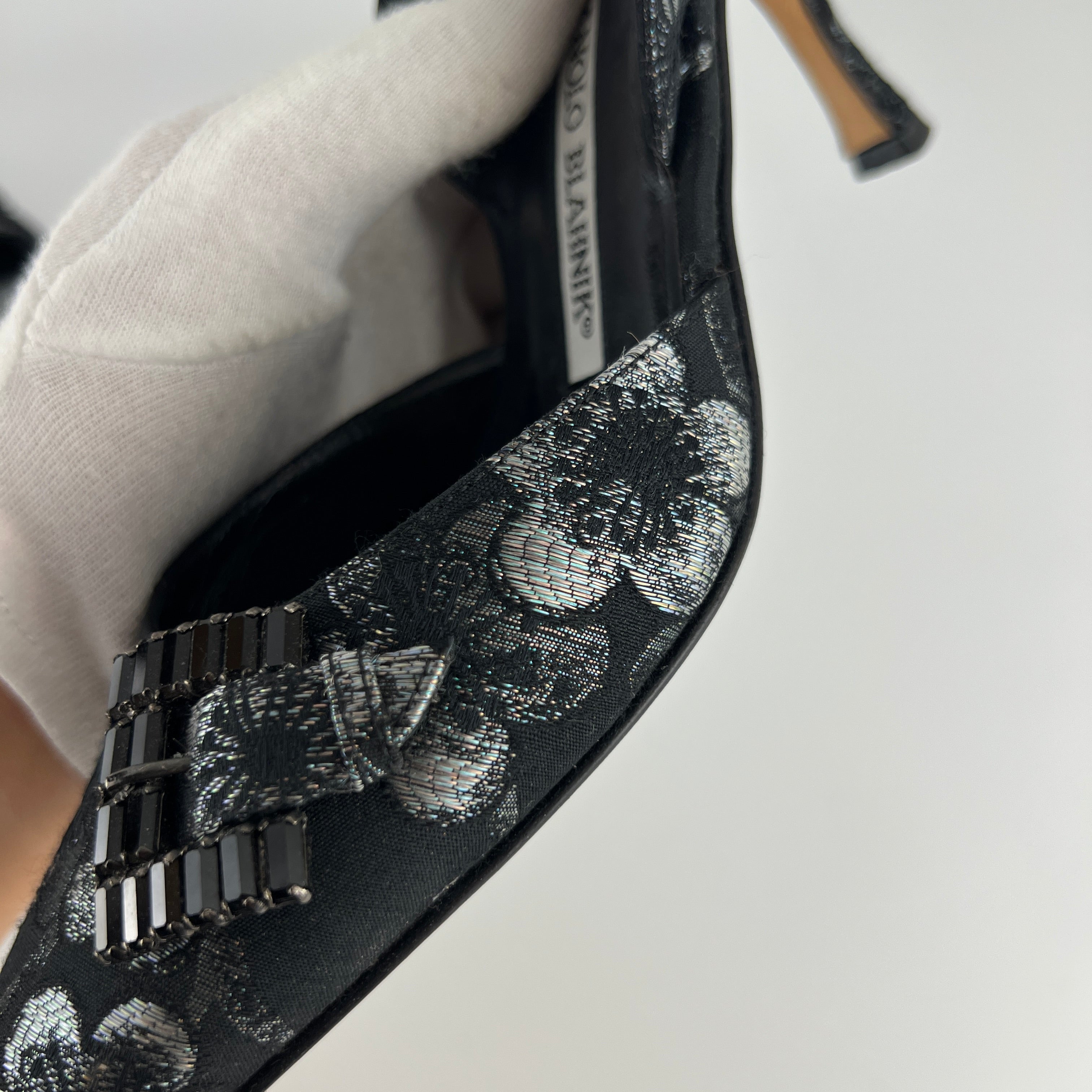 Manolo Blahnik | Vintage Limited Edition 2006/2007 Black Floral Gem Buckle Pointed Heels (36)