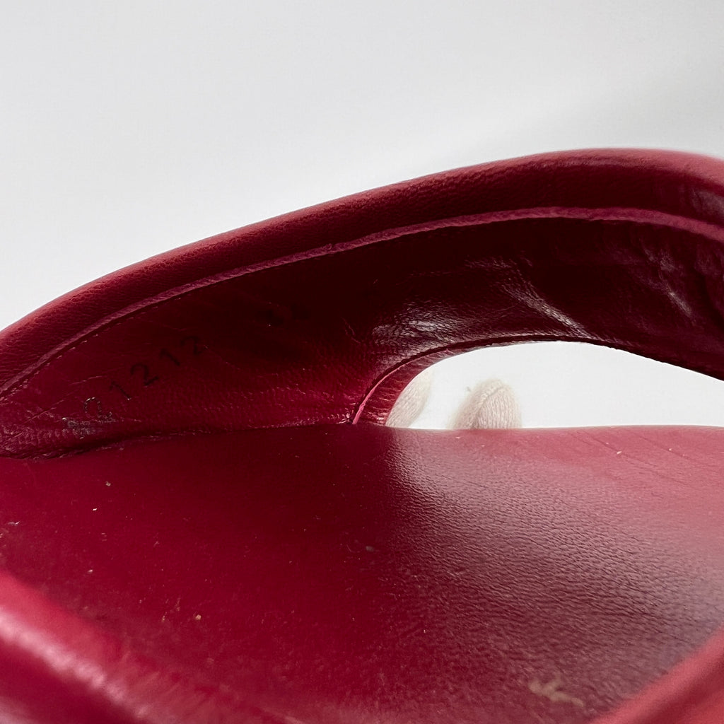 Gucci | Tom Ford Era Horse Bit Red Monogram GG Canvas Mules (36)