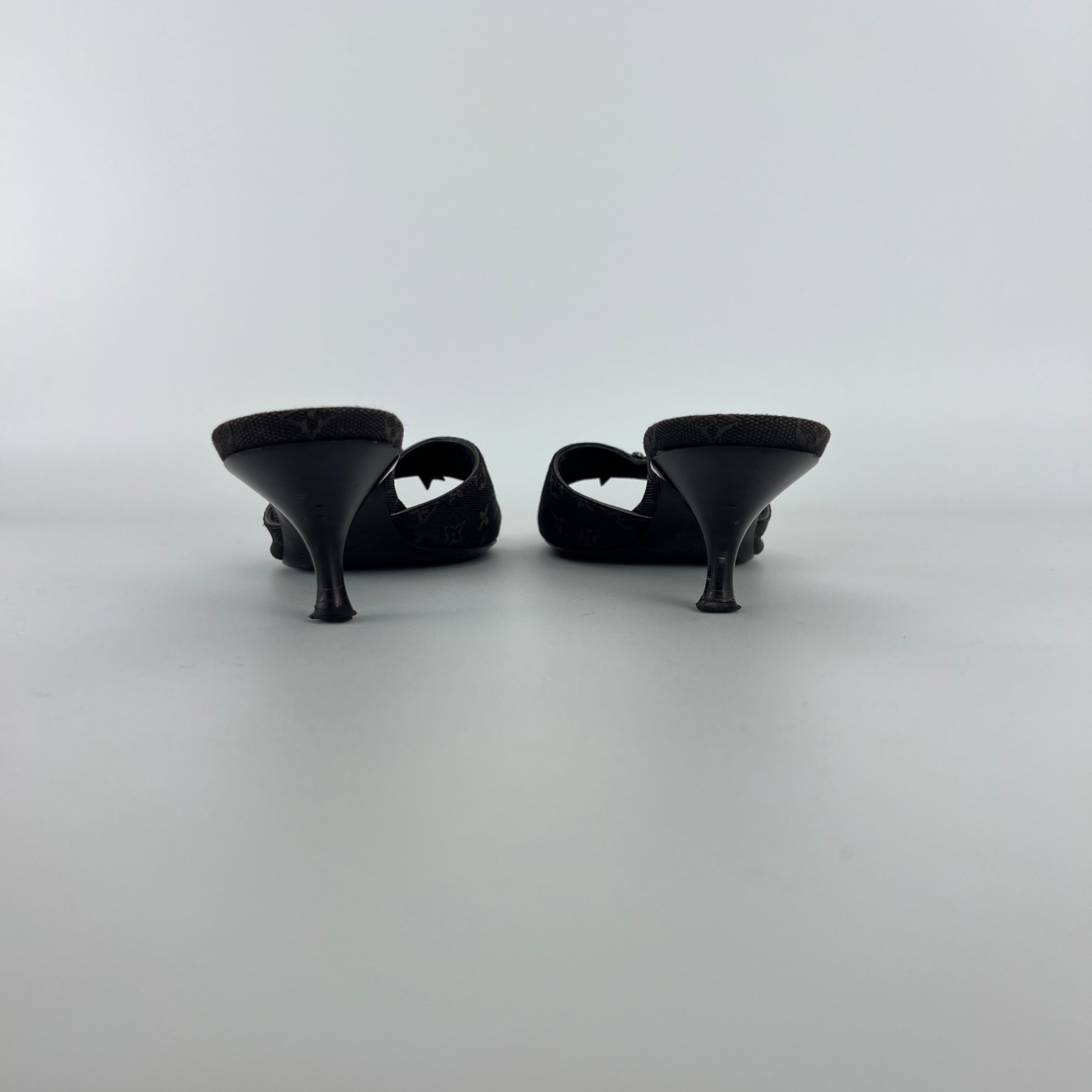 Louis Vuitton | Vintage Monogram Black Canvas Bow Leather Mules (35.5)