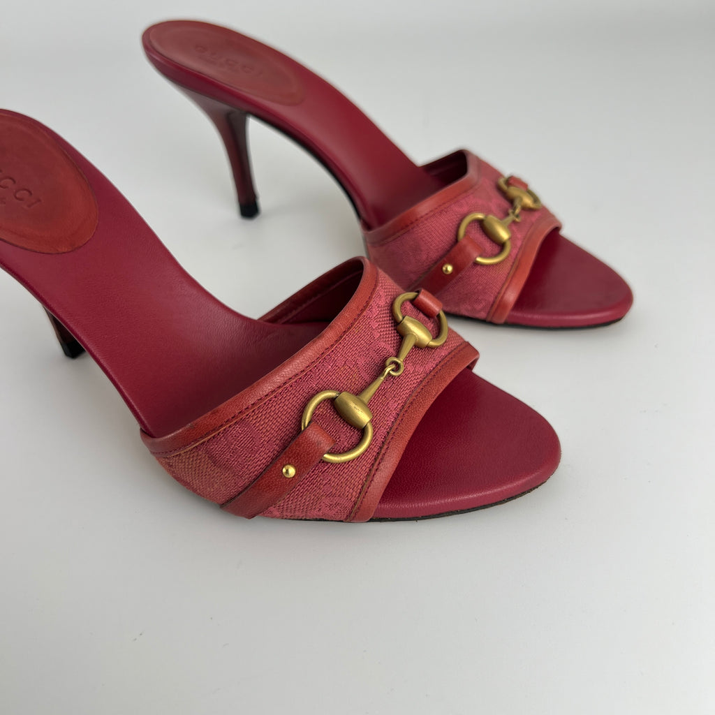 Gucci | Tom Ford Era Vintage Red GG Monogram Gold Horse Bit Canvas Leather Mules (34)