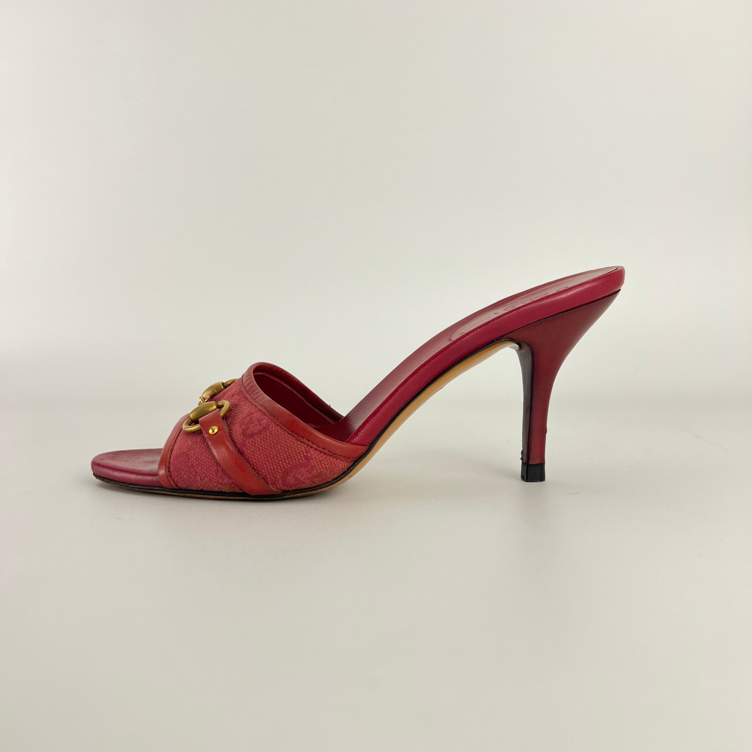Gucci | Tom Ford Era Vintage Red GG Monogram Gold Horse Bit Canvas Leather Mules (34)