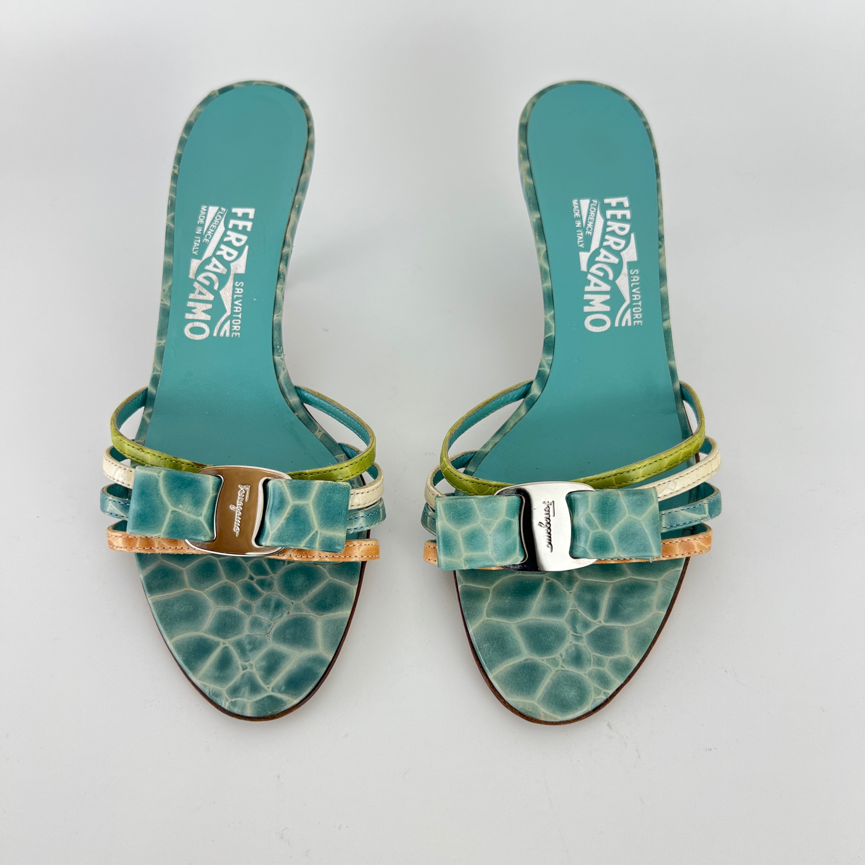 Ferragamo | Turquoise Blue Croc Embossed Leather Bow Mule Rare (8 , 38)