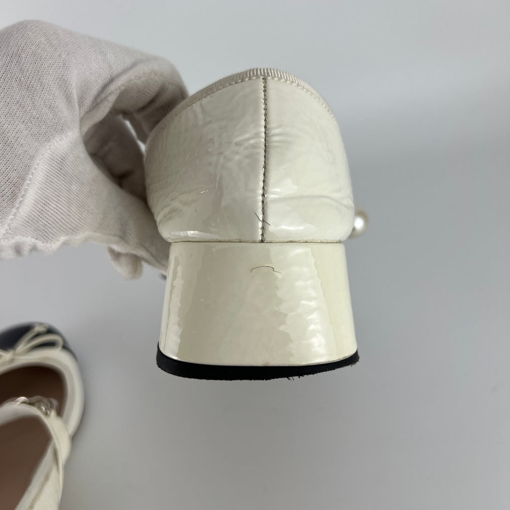 Miu Miu | White Black Patent Leather Pearl Strap Mary Jane (38)