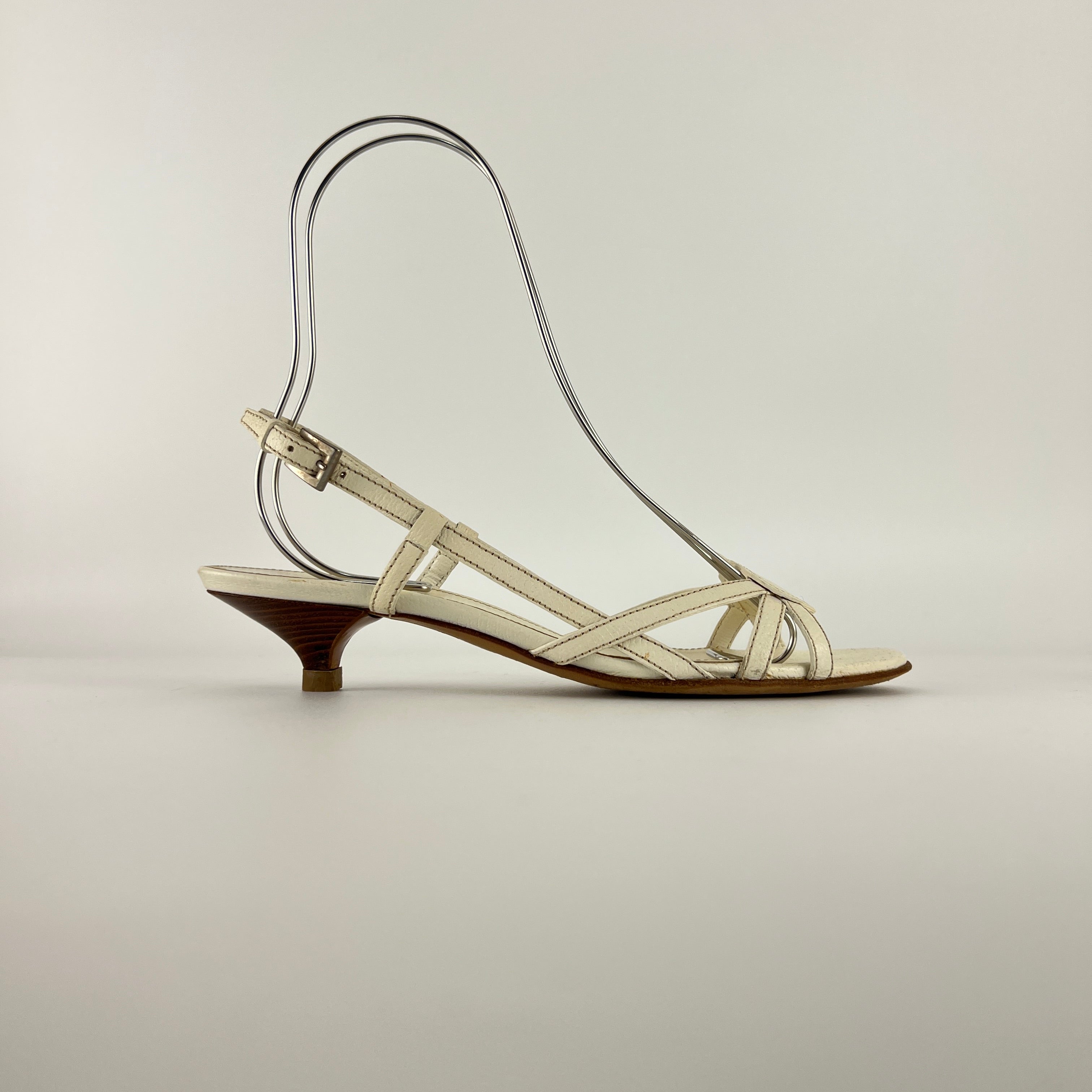Prada | Vintage White Leather Logo Plate Kitten Heel Sandals (37.5)