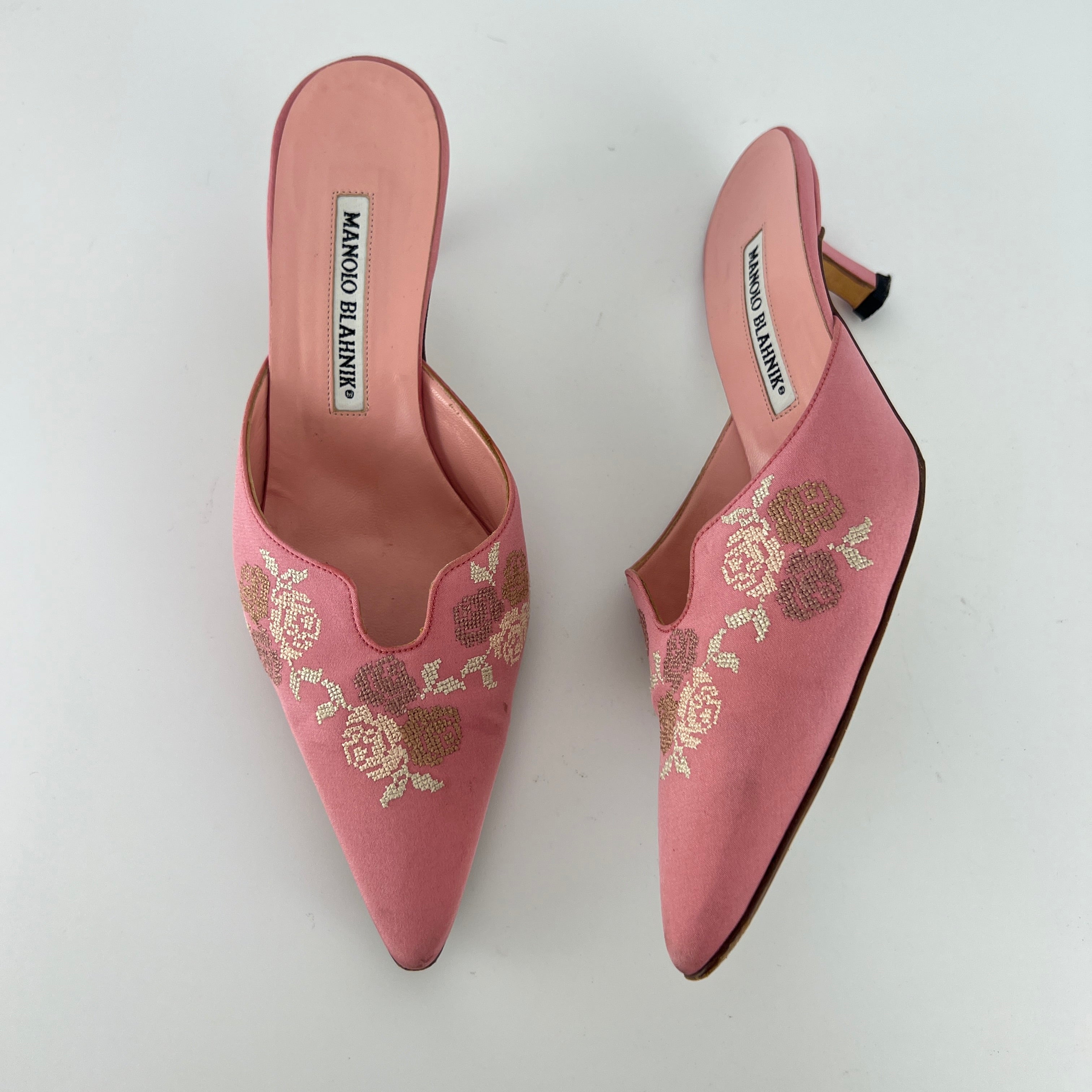 Manolo Blahnik | Vintage Salina Pink Floral Embroidery Pointed Toe Slide Mules (36.5)
