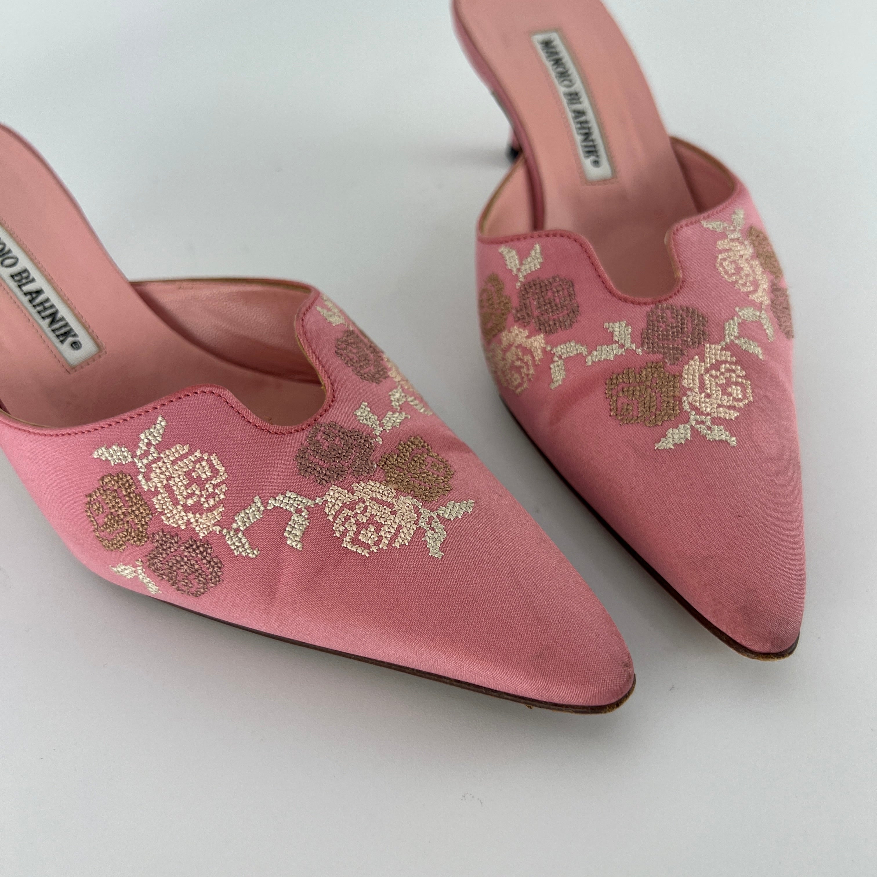 Manolo Blahnik | Vintage Salina Pink Floral Embroidery Pointed Toe Slide Mules (36.5)