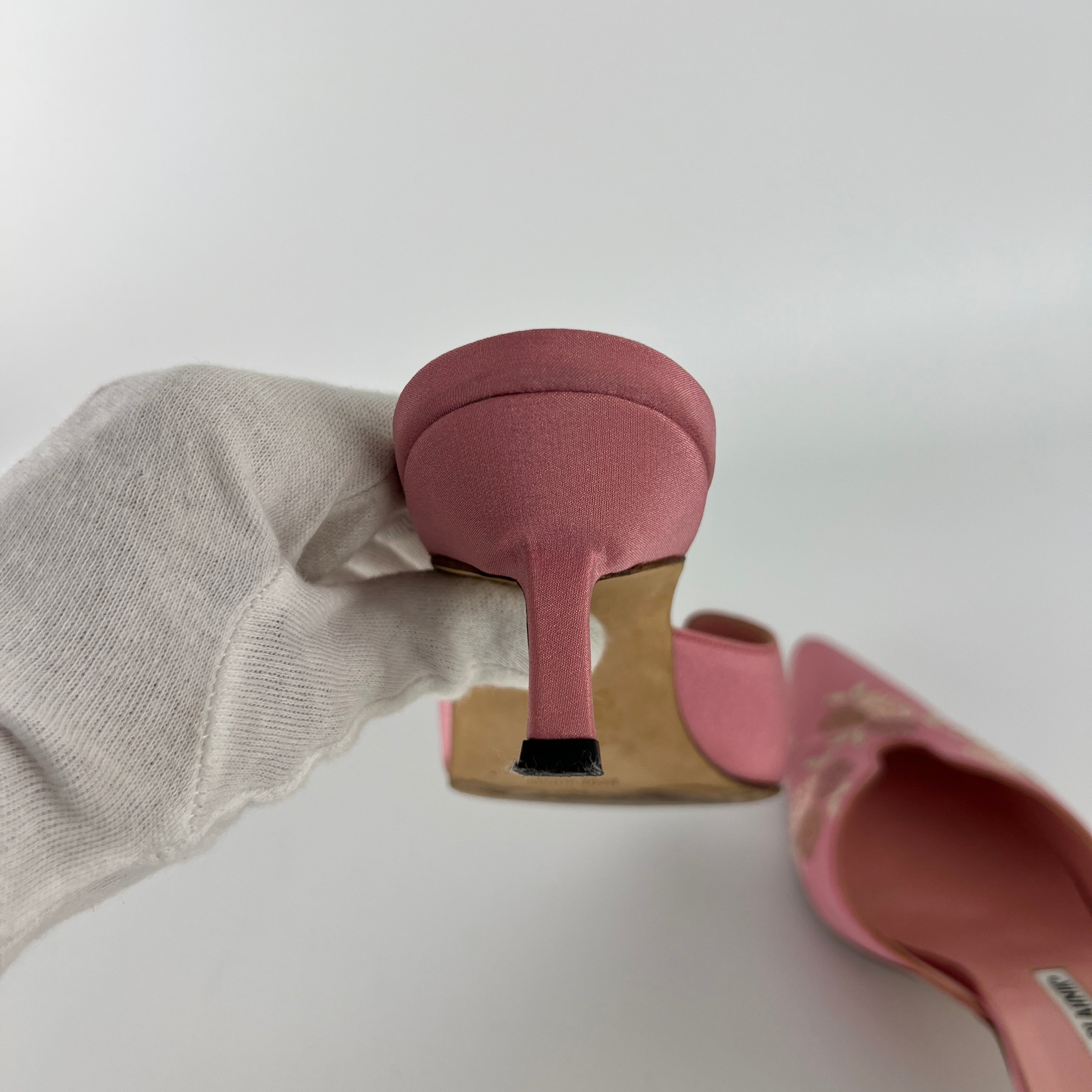 Manolo Blahnik | Vintage Salina Pink Floral Embroidery Pointed Toe Slide Mules (36.5)