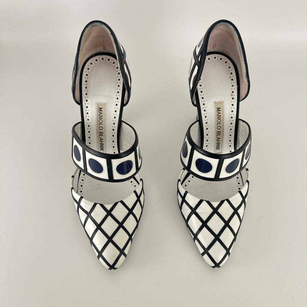 Manolo Blahnik | White Leather Black Grid Pattern Mary Jane Pumps (36.5)