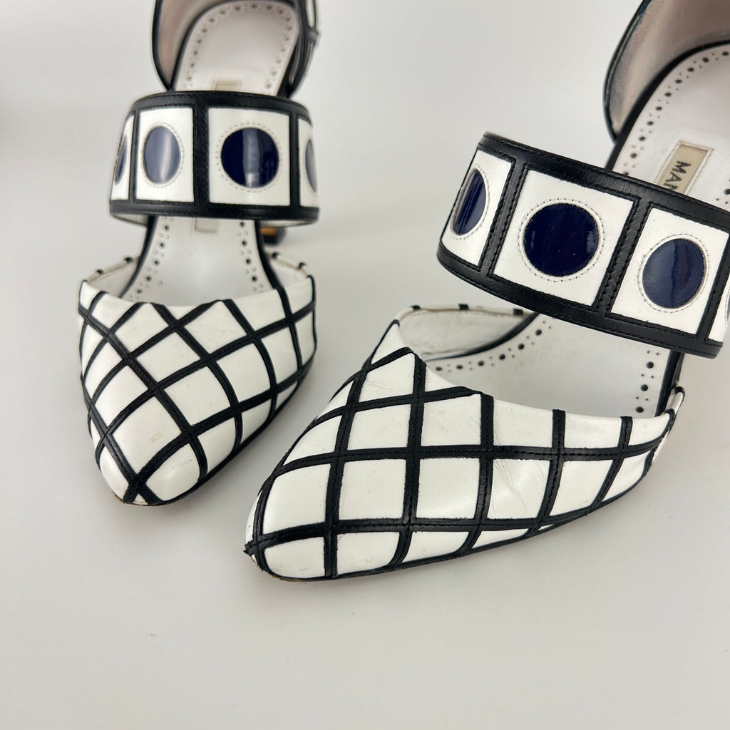 Manolo Blahnik | White Leather Black Grid Pattern Mary Jane Pumps (36.5)